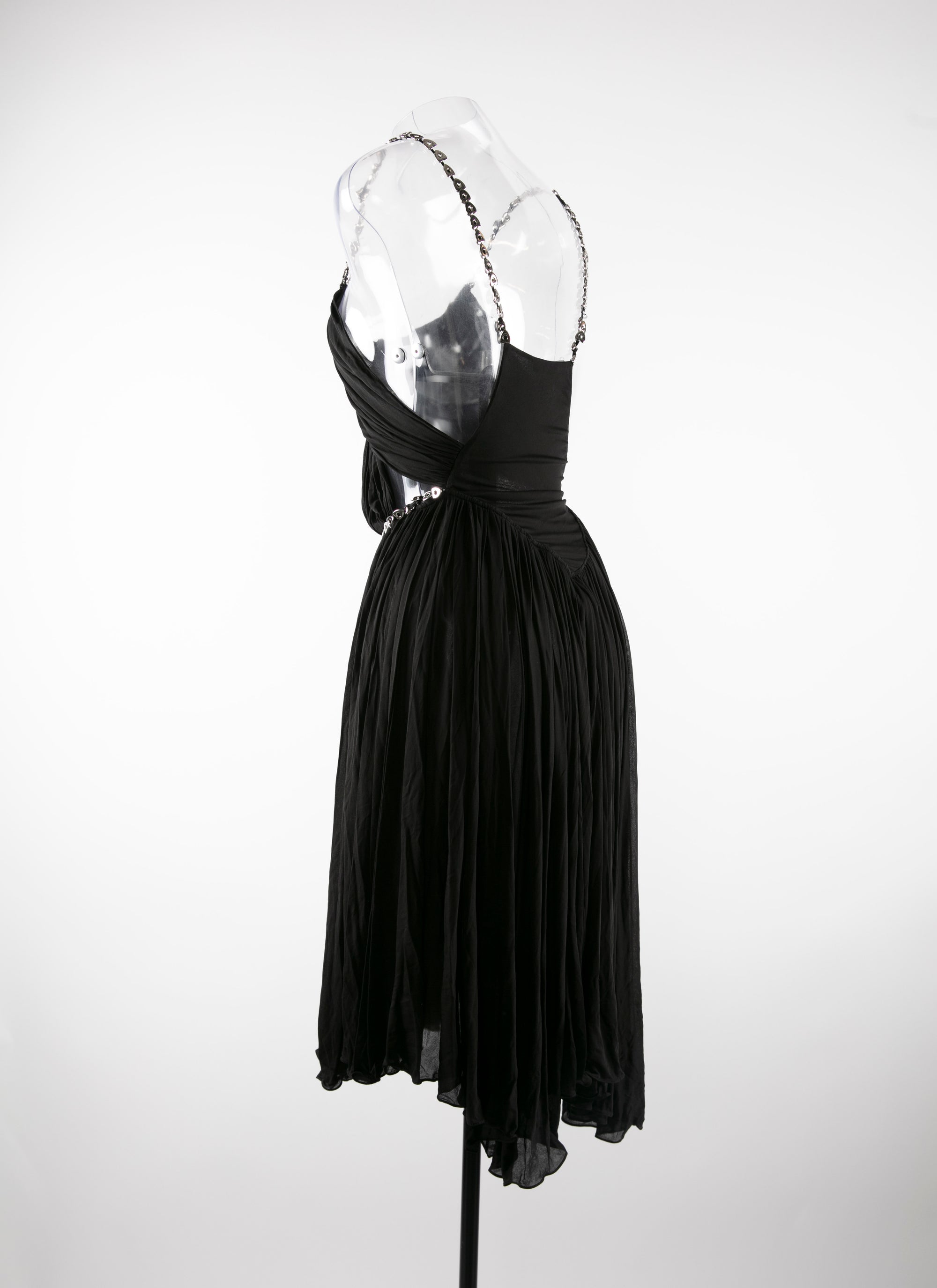 Pleated dress with cut-outs and chains - Black intense