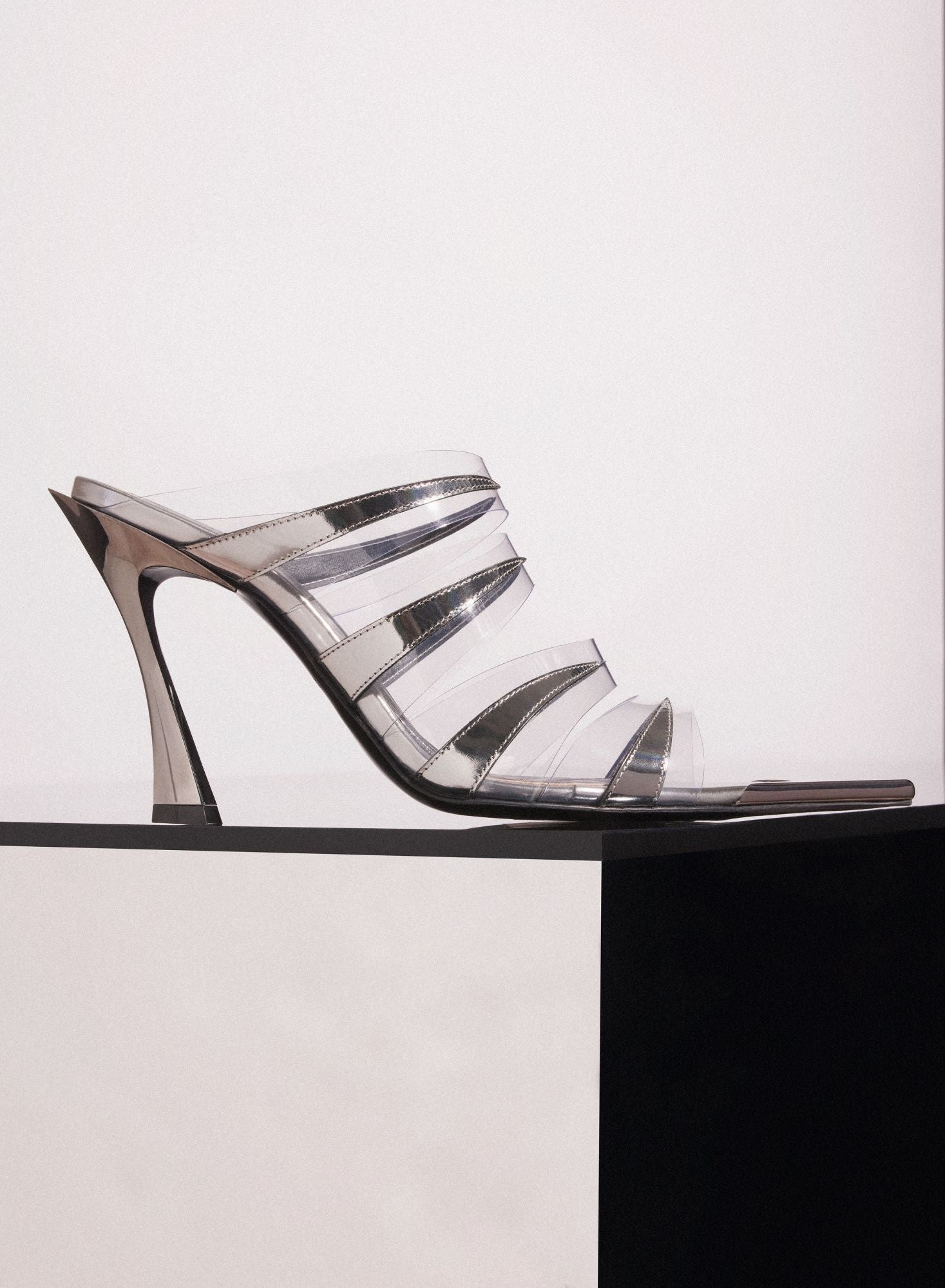 CHROME LEATHER FANG 95 SPIKE SANDALS