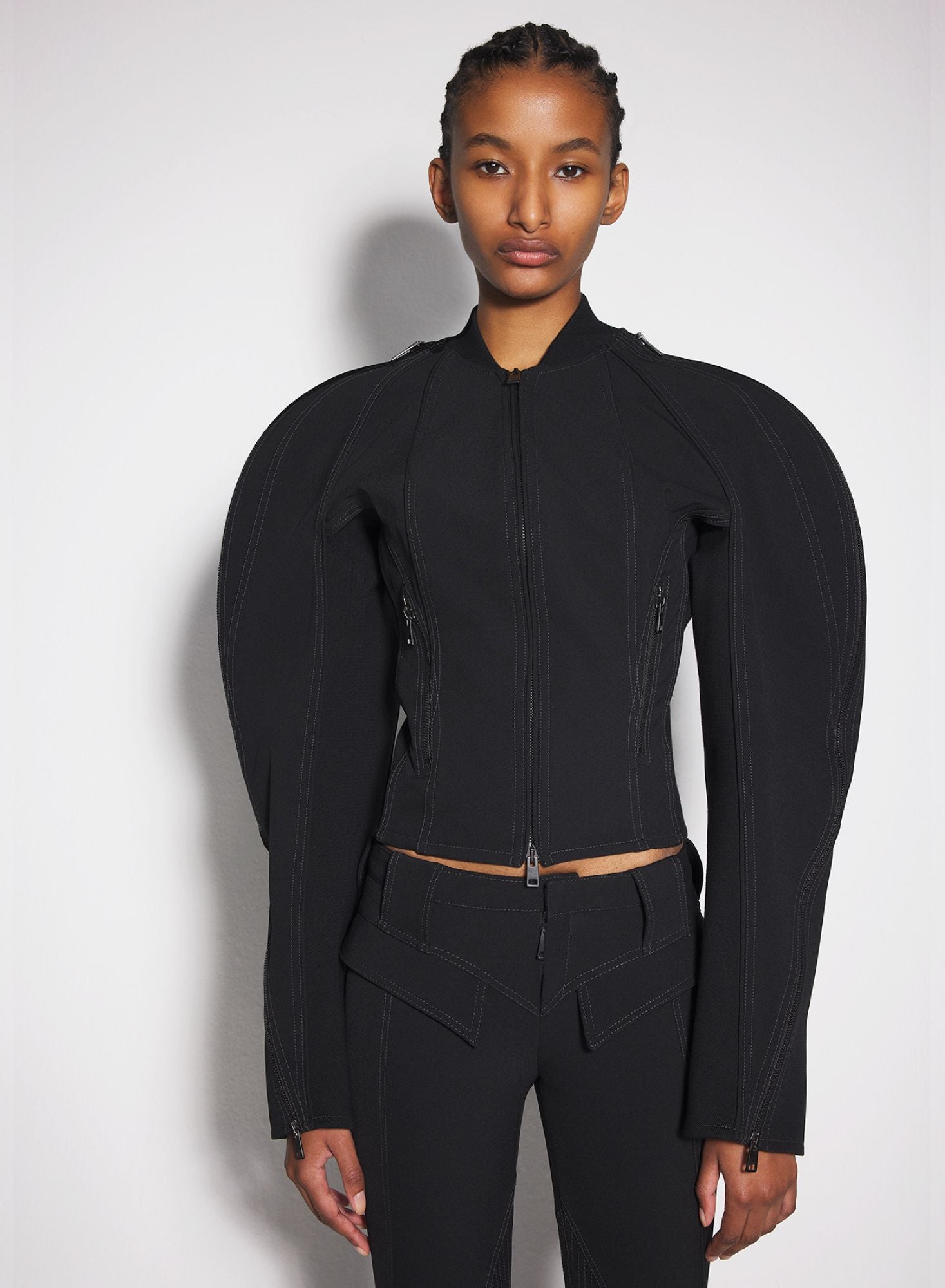 BLACK SCULPTURED SCUBA JACKET