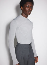 BLACK FITTED KNIT TOP