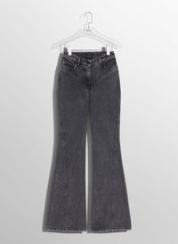 BLUE FLARED JEANS