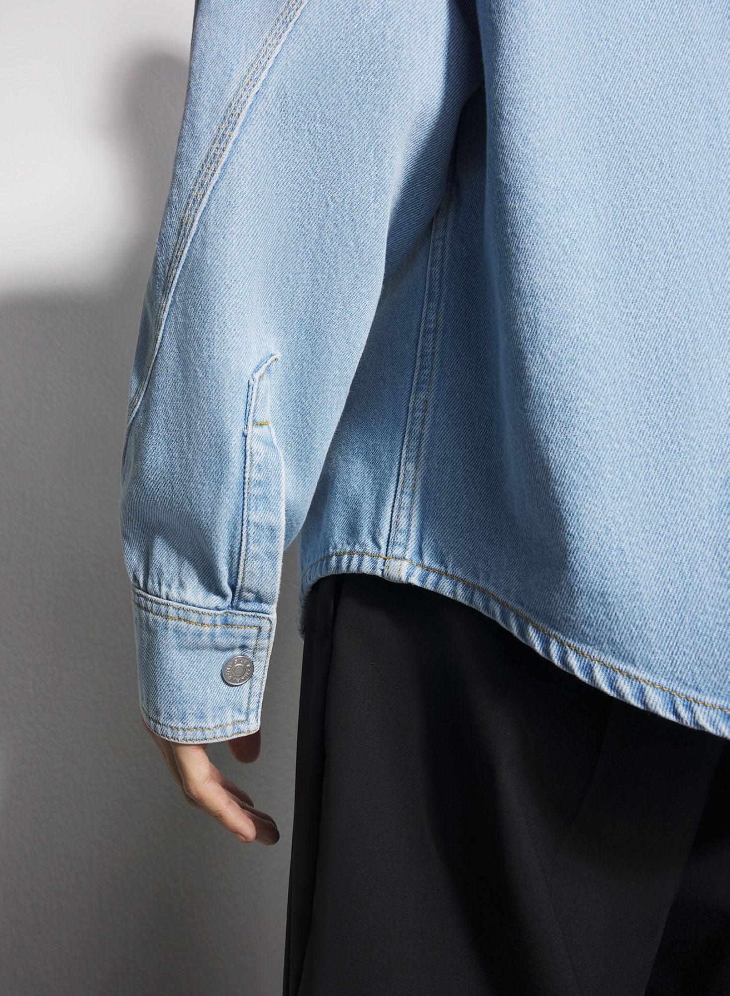 WASHED BLACK DENIM SHIRT