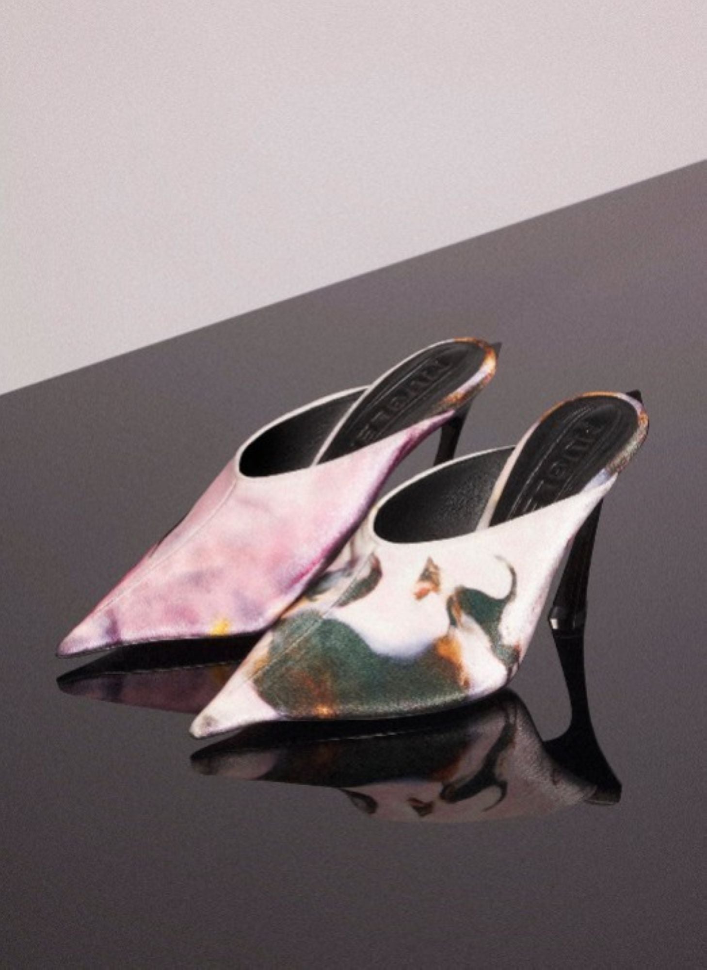 MUGLER X AMBERA WELLMANN PRINTED VELVET FANG 95 MULES