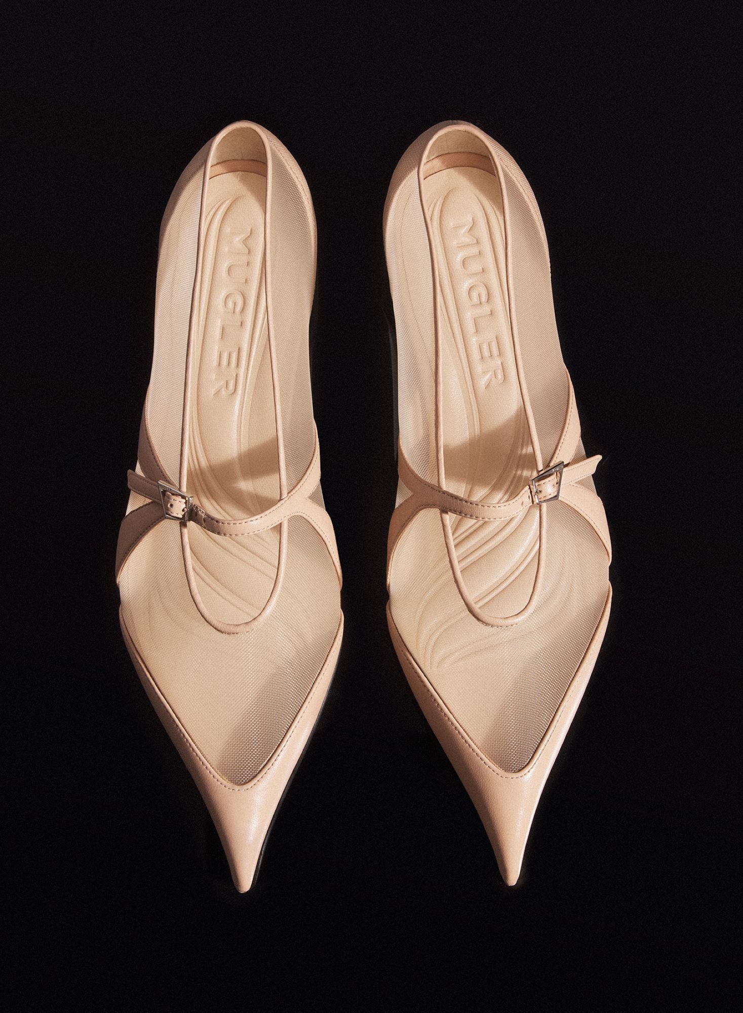BLACK MESH FANG BALLERINA