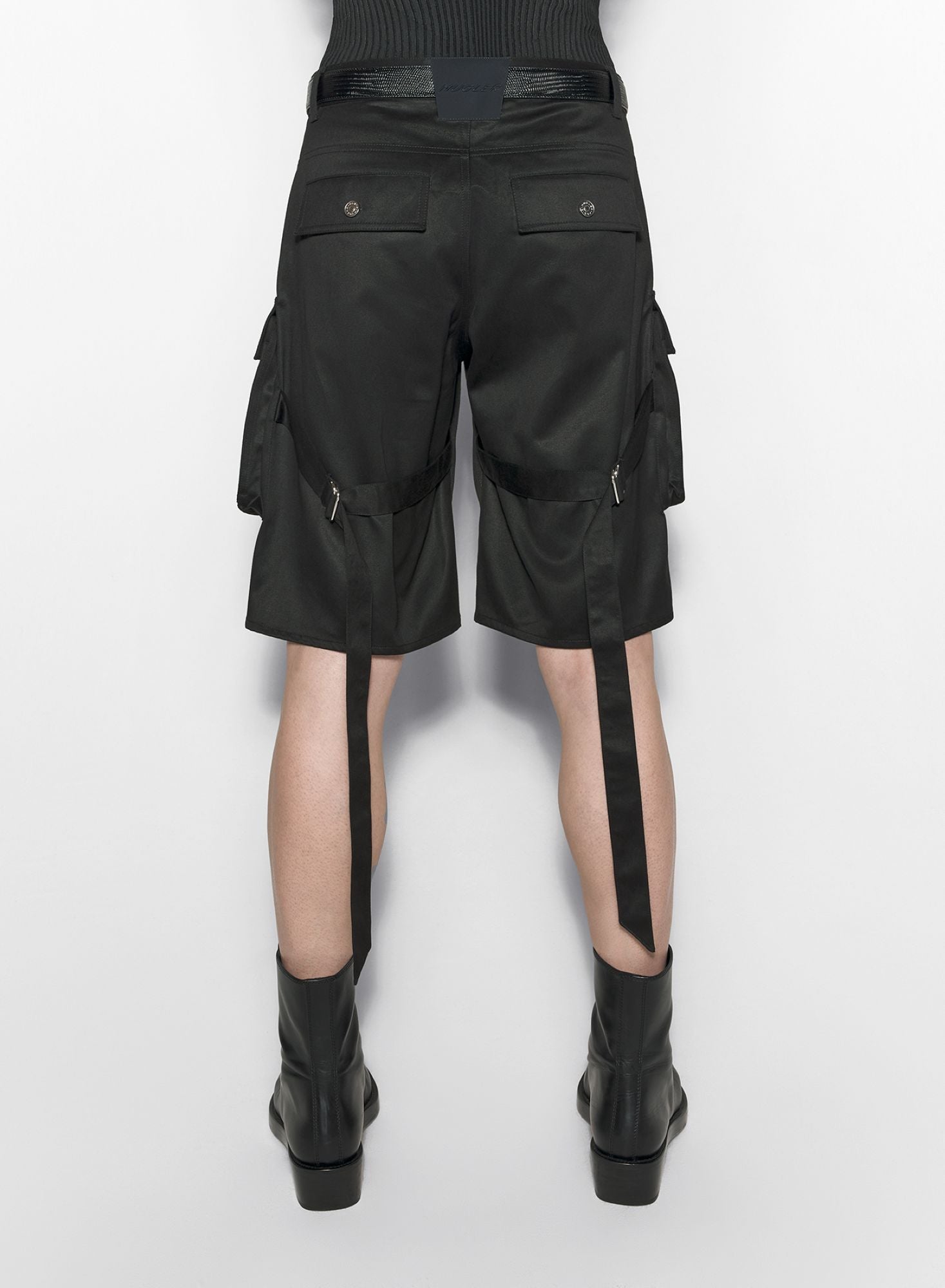 KHAKI CARGO SHORTS
