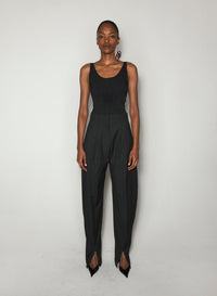BLACK SCULPTING KNIT TANK TOP