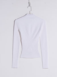 WHITE SCULPTING KNIT TOP