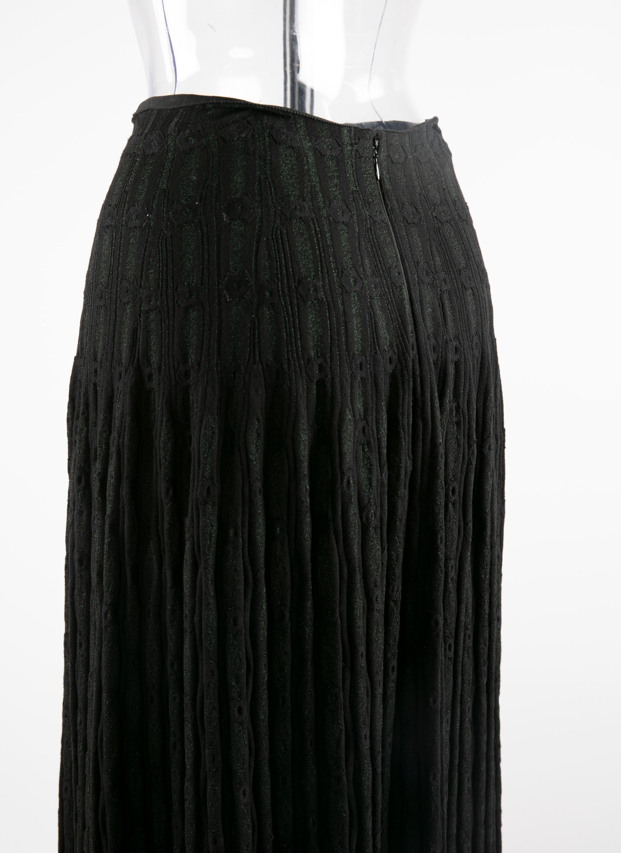 Pleated openwork long skirt in wool - Black & Imperial Green