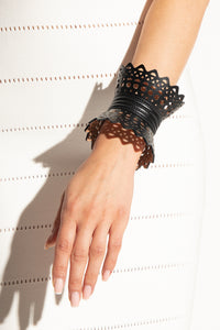 Bracelet corset en cuir - Noir