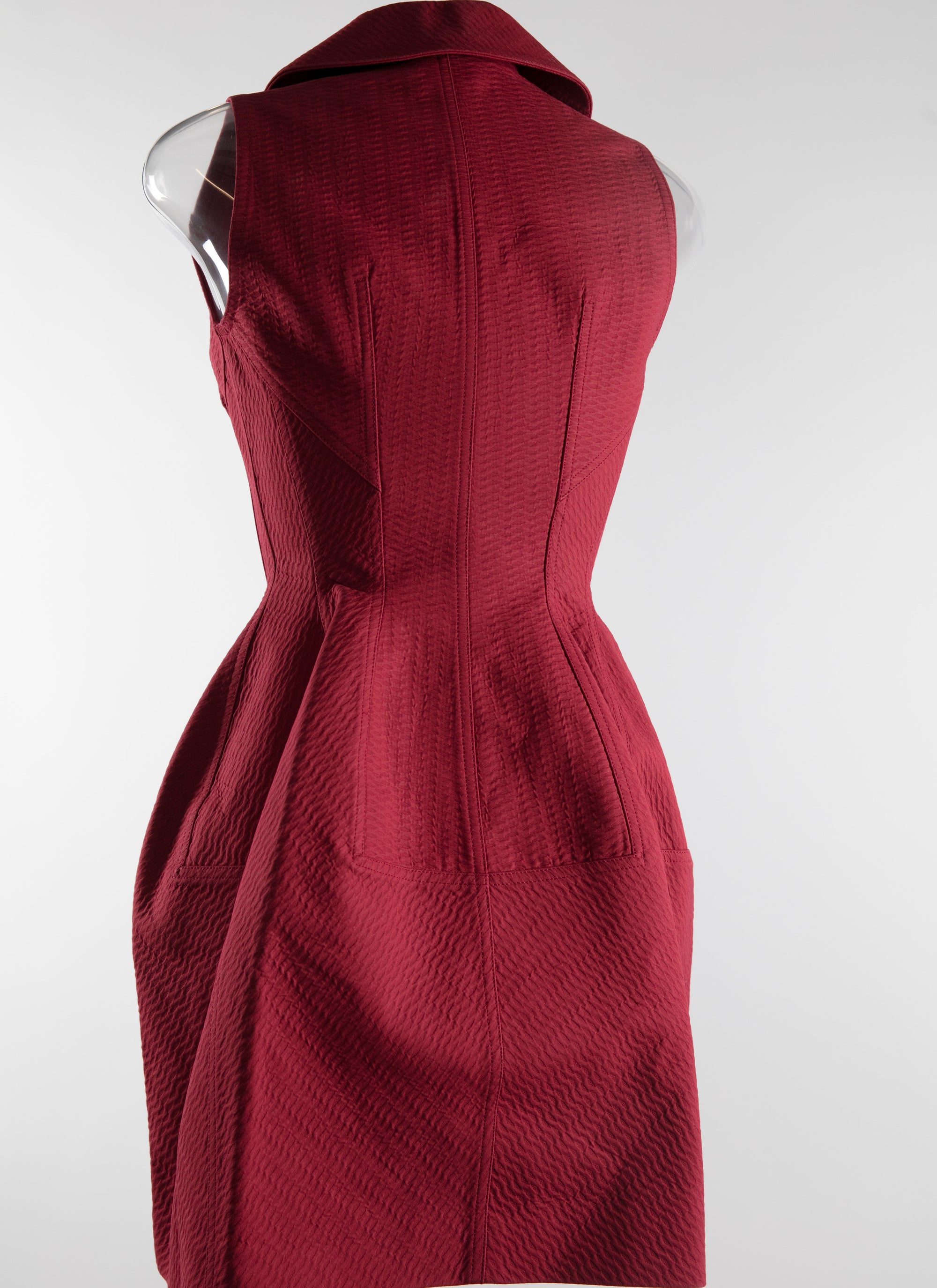 Robe courte zippée à col et sans manches - Framboise