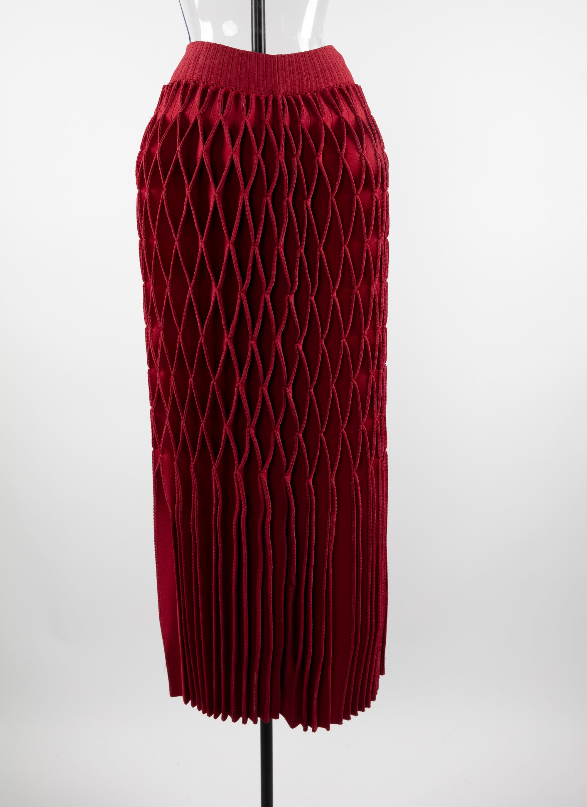 Long knitted skirt with elastic waistband - Lacquer