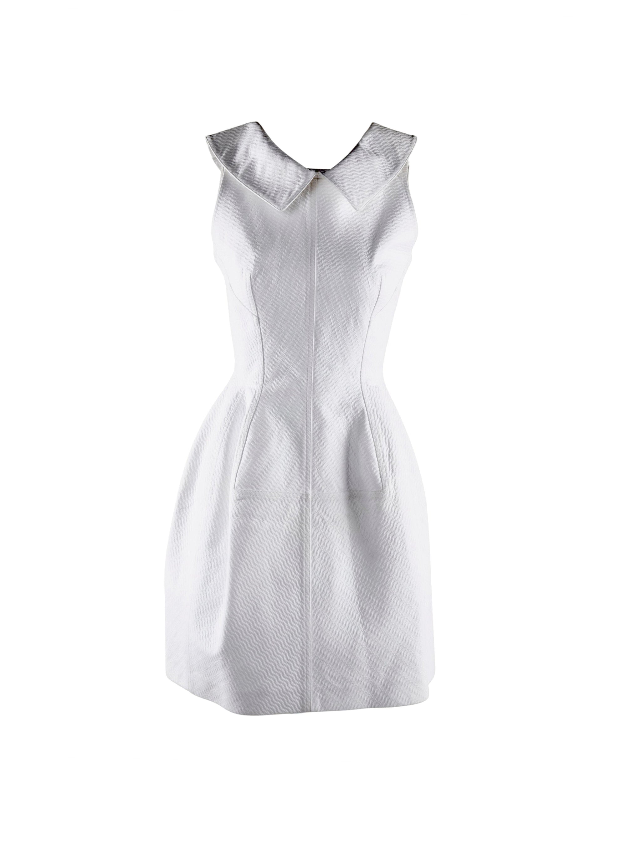 Sleeveless flared short dress with shirt collar - White