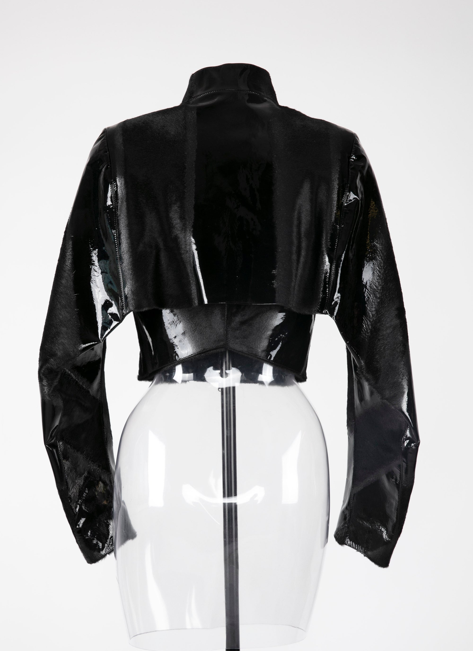 Veste à manches longues en cuir vernis - Noir