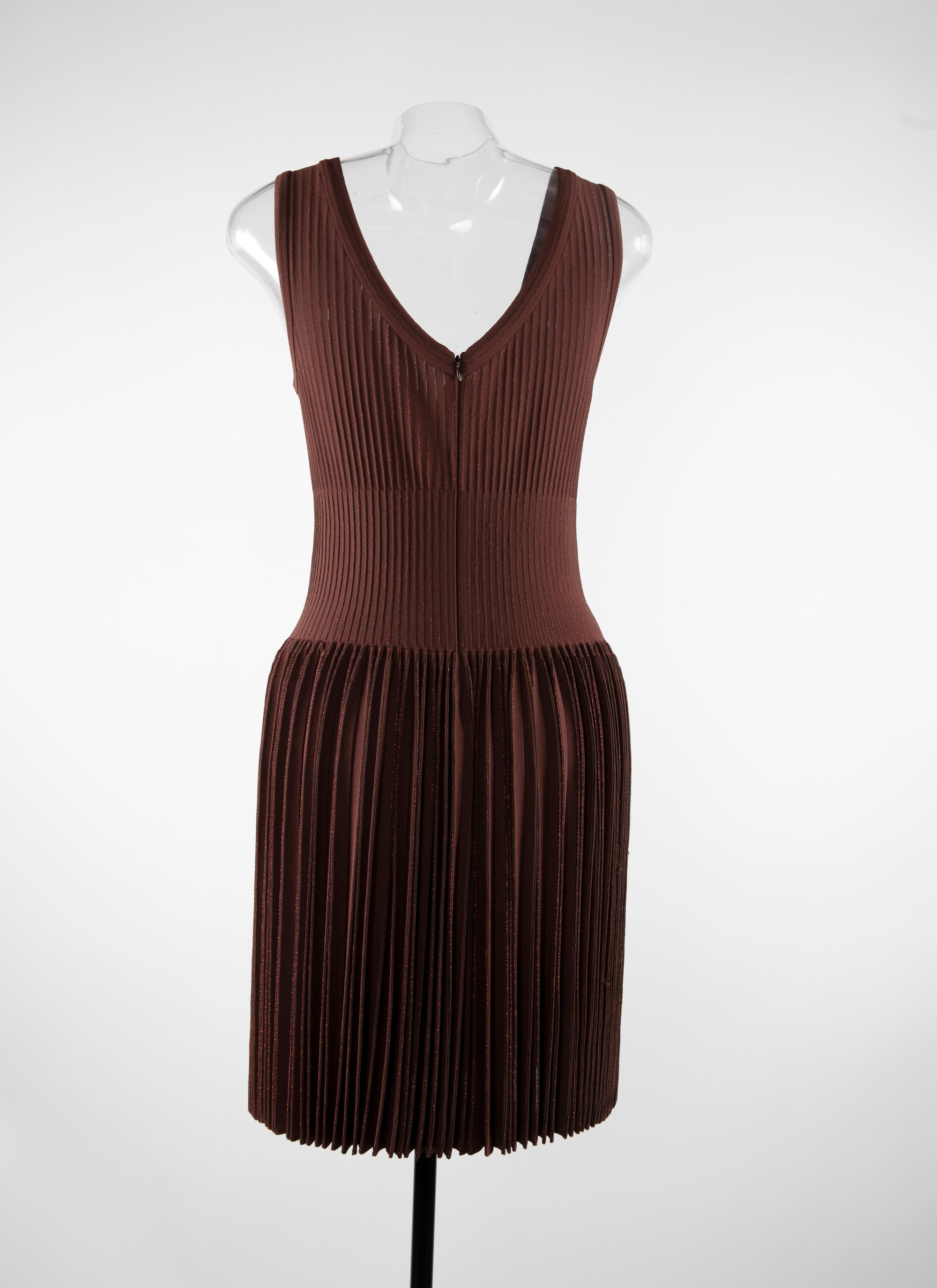 Robe courte plissée zippée au dos - Prune & Rouge
