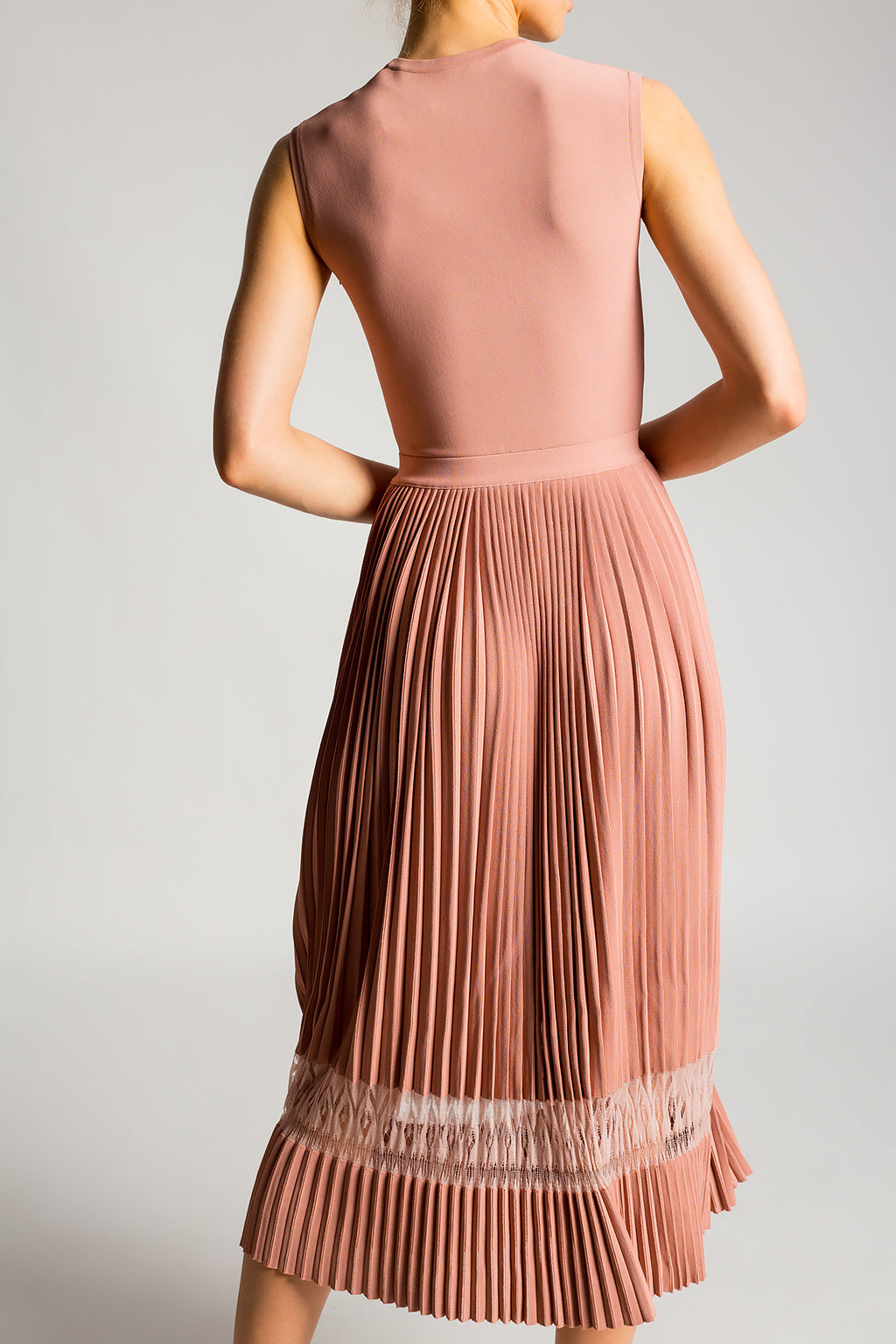 Sleeveless midi dress with open square knit collar - Black intense
