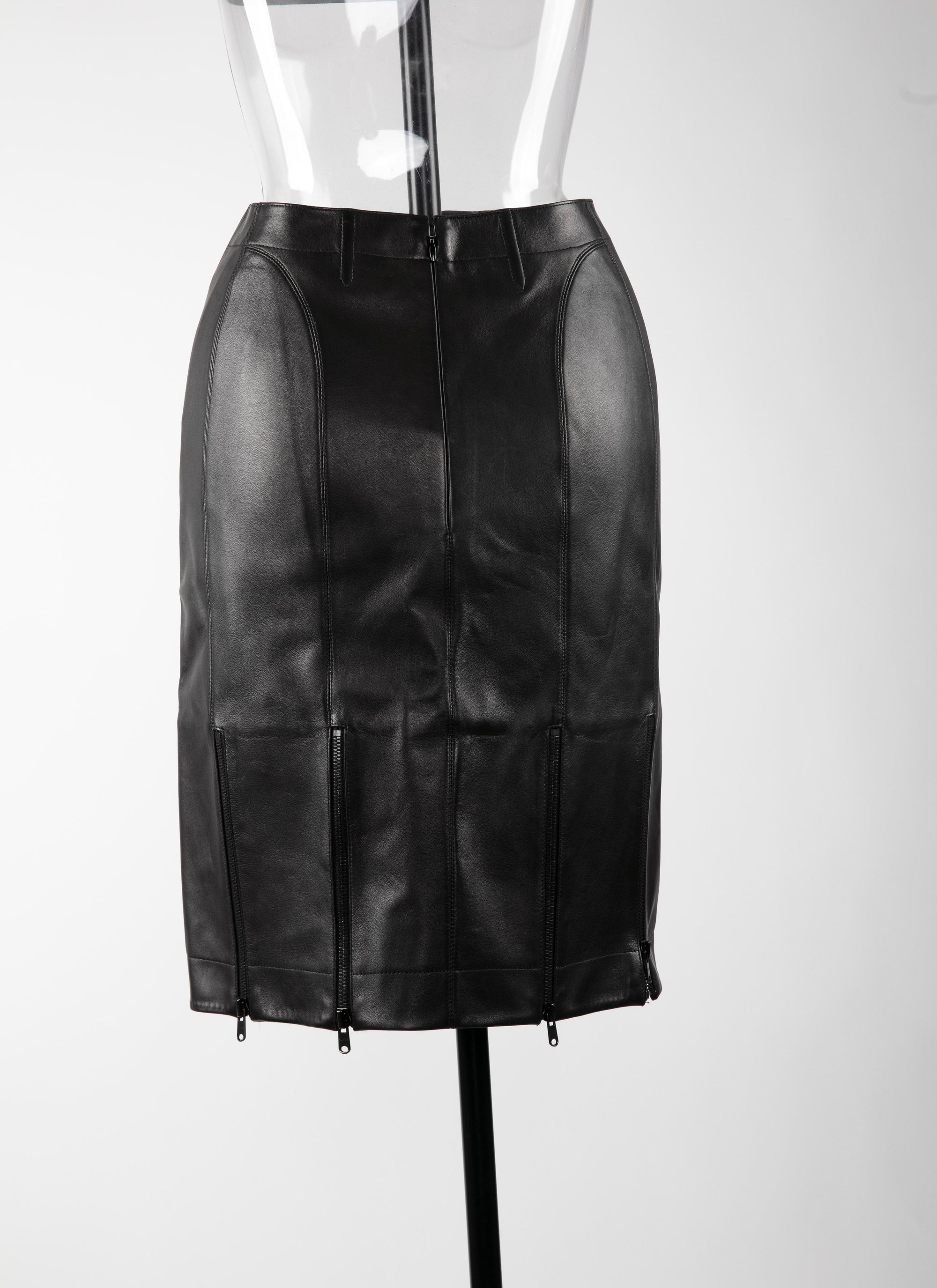 Jupe courte droite plongée en cuir - Noir