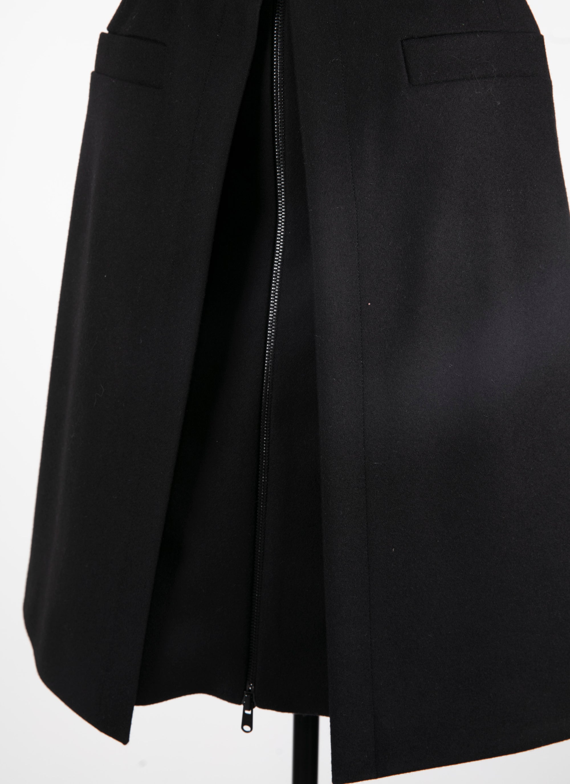Jupe en laine avec zip et poches plaquées - Noir