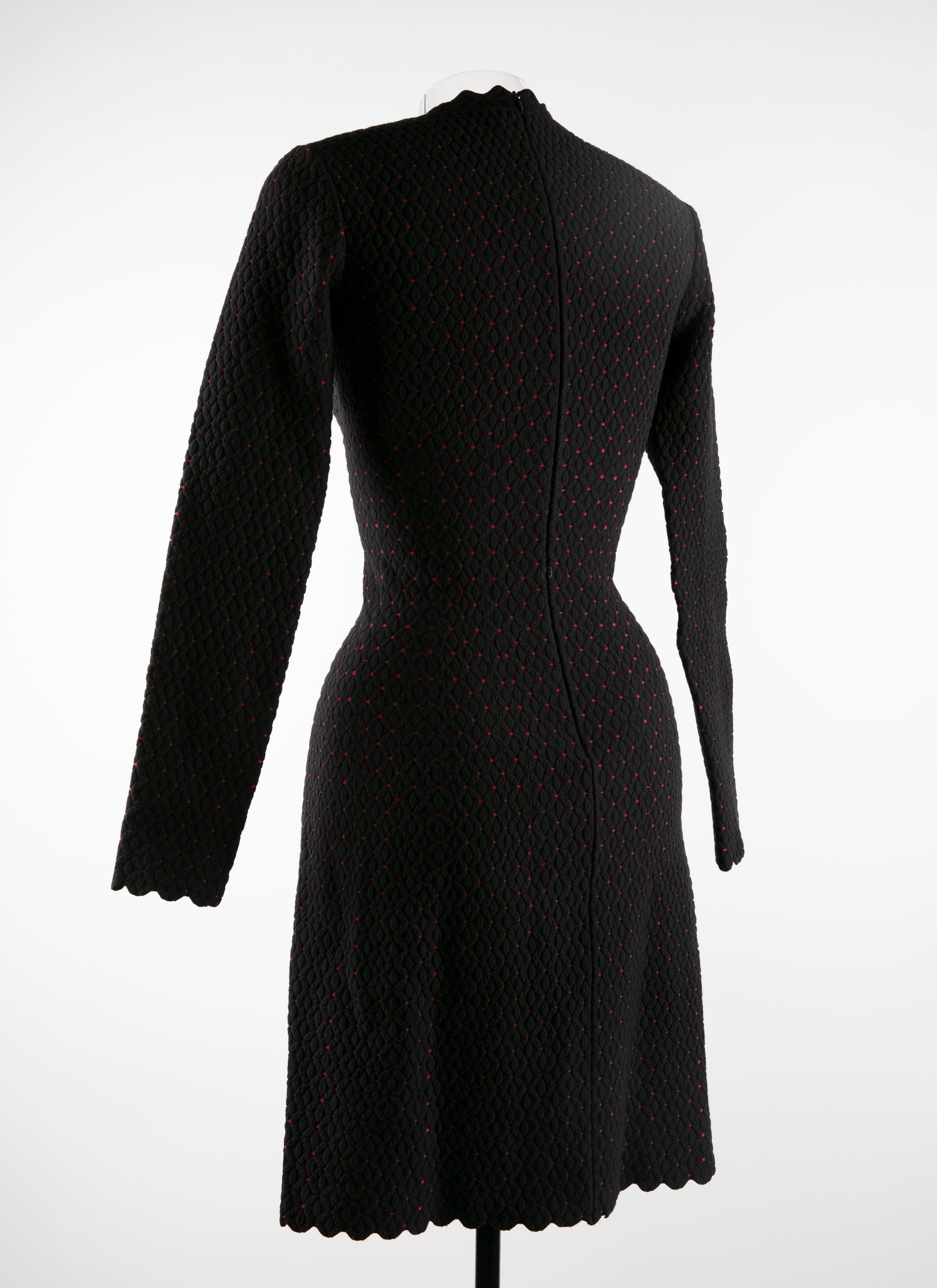 Robe courte col v en tricot fin - Noir & Rubis