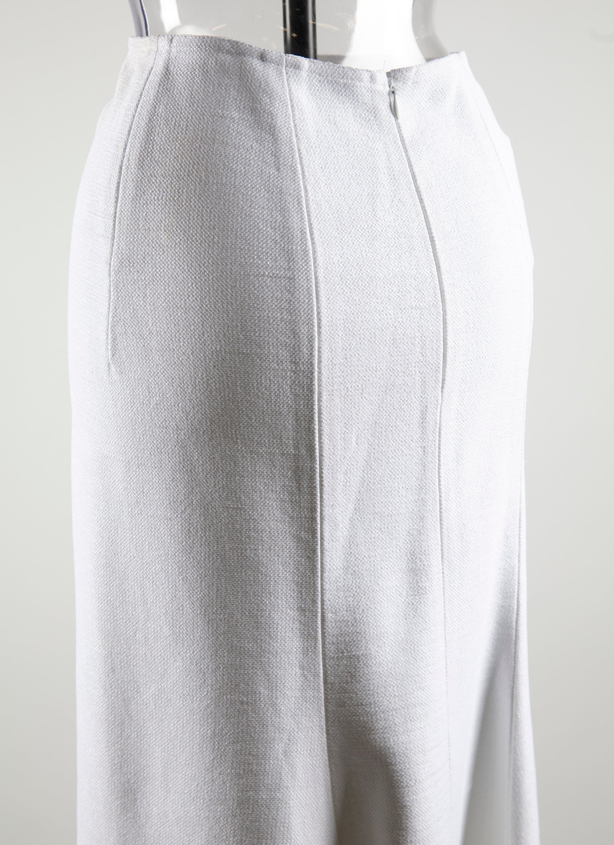 Fitted plain long skirt - White