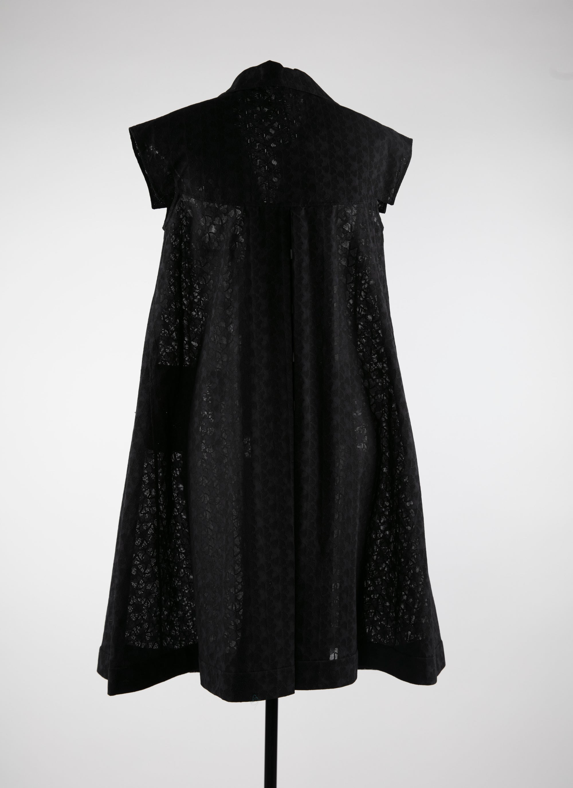 Short-sleeved lace shirt dress - Black intense