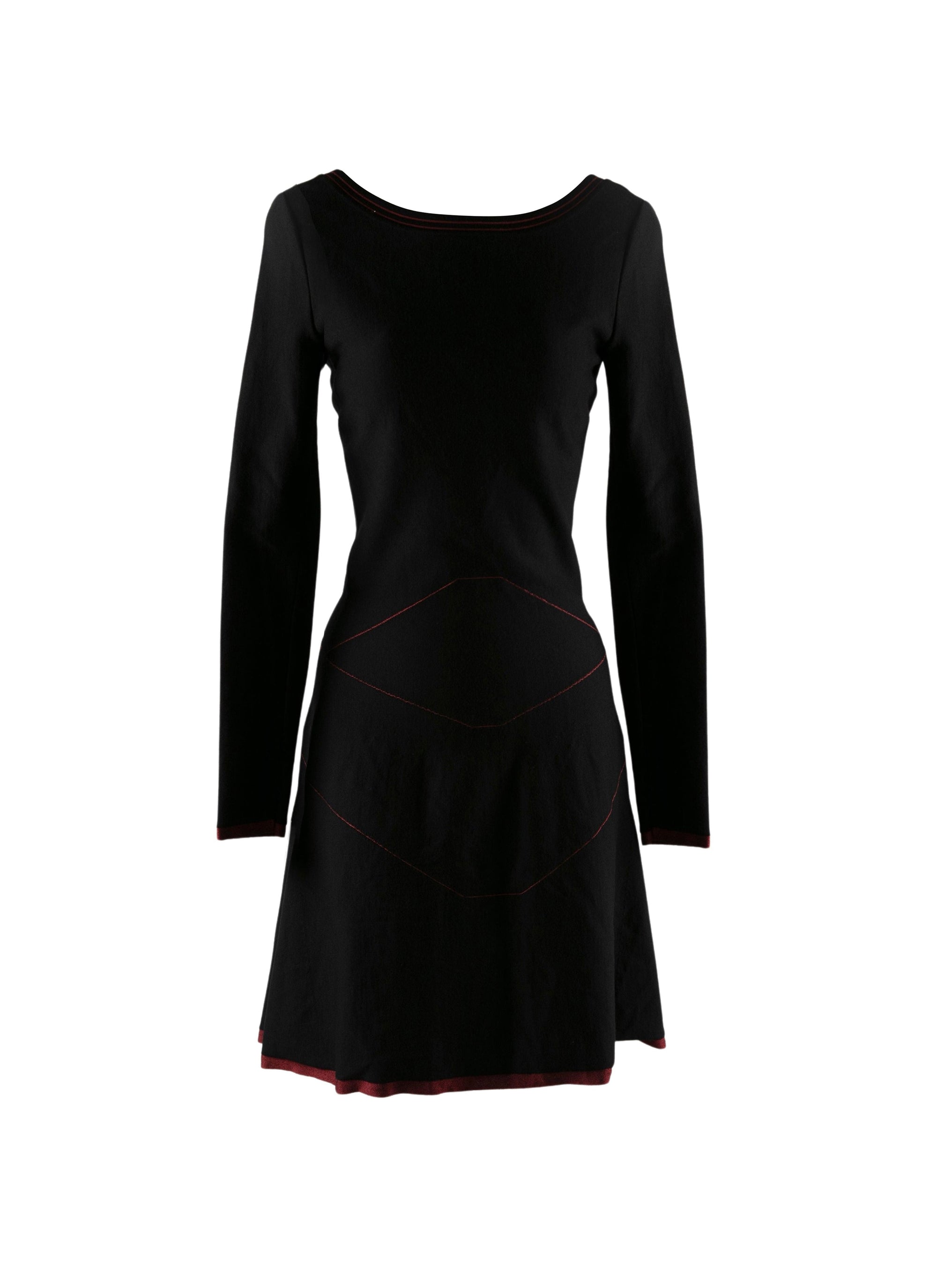 Robe fourreau avec empiècements en tulle et bas évasé - Noir & Grenat