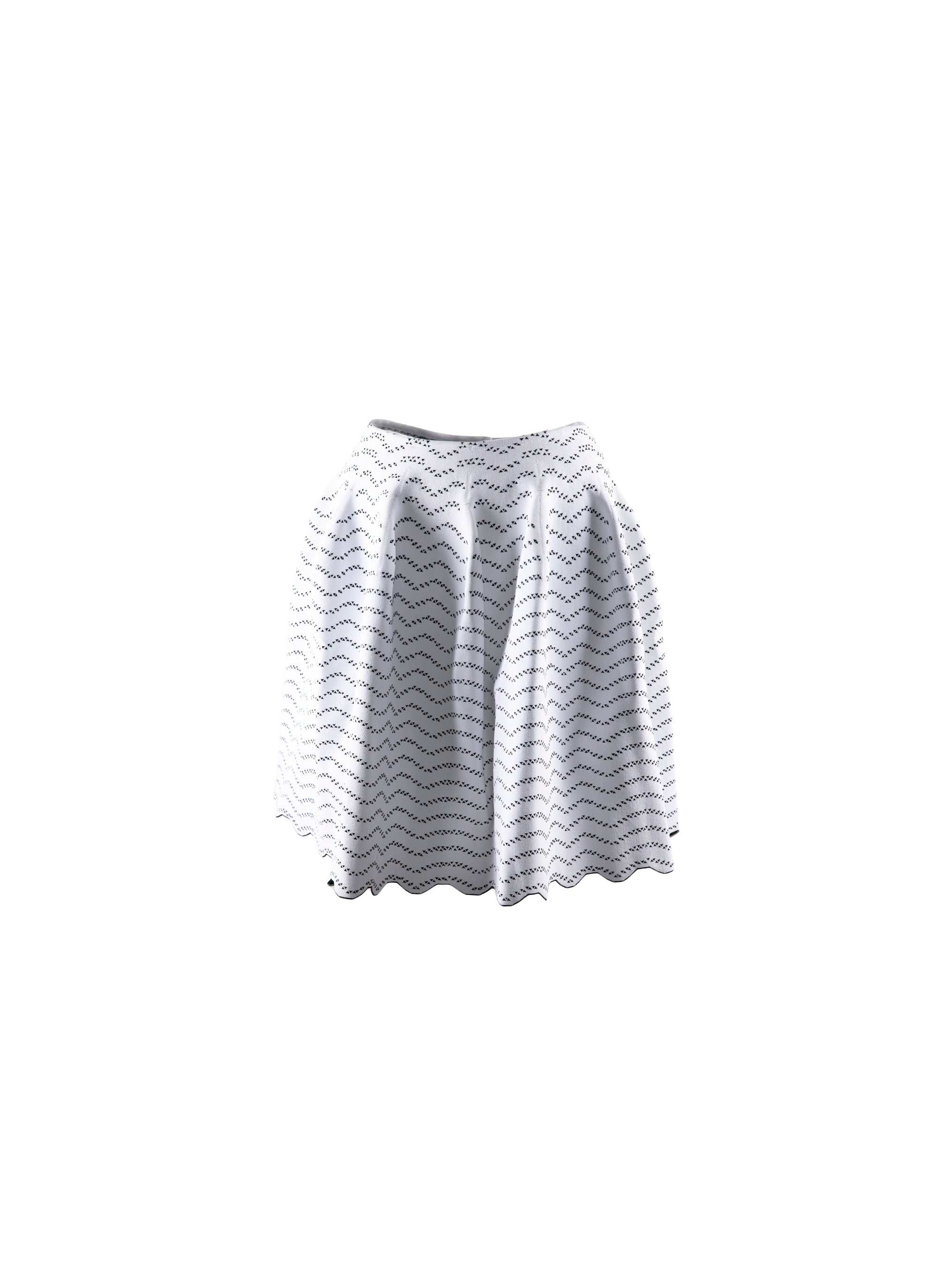 Short crinoline skirt with contrasting details - White & Black