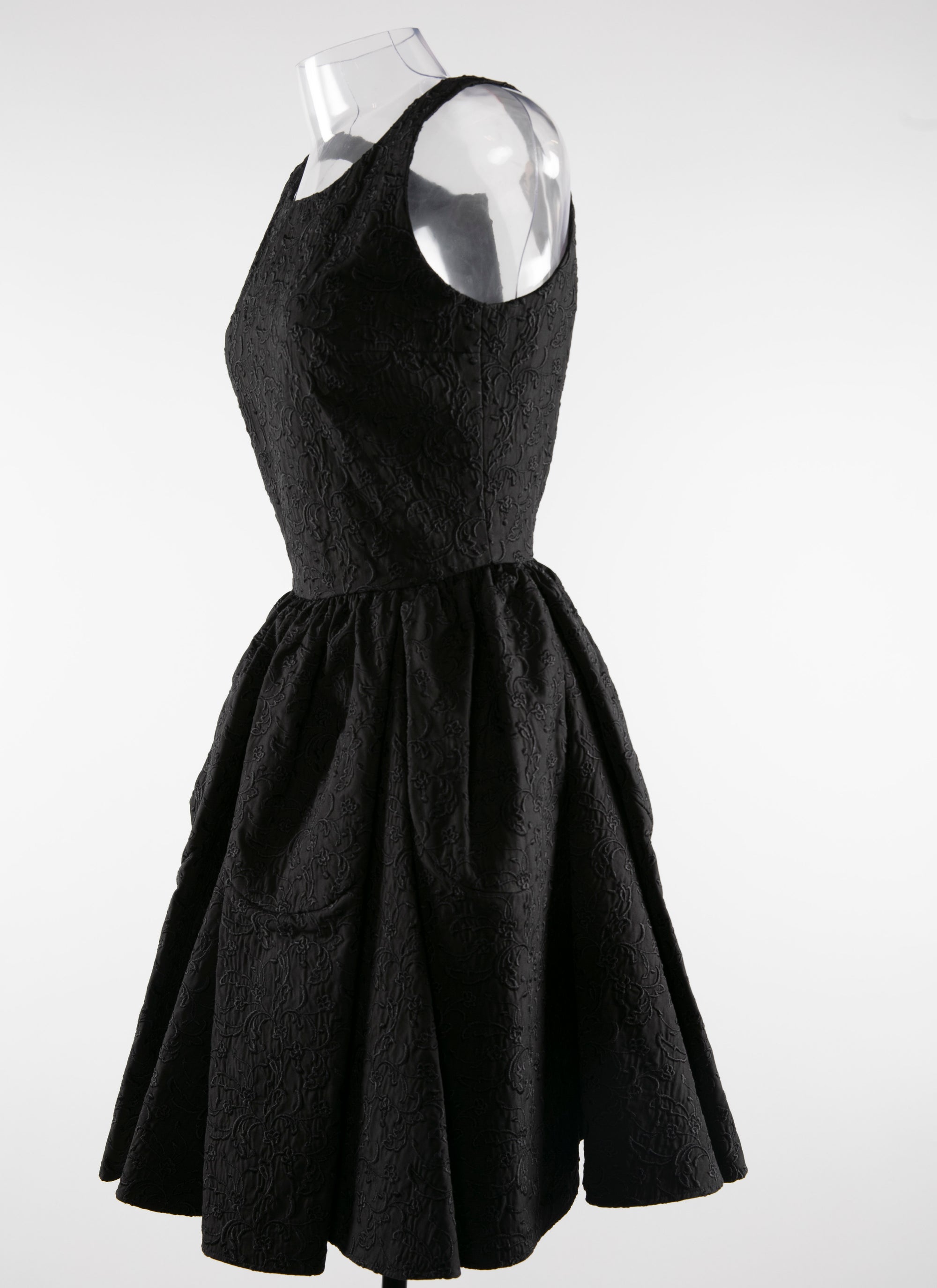 Sleeveless studded petal dress - Black intense
