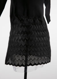 Robe à manches longues avec jupe à motif - Noir