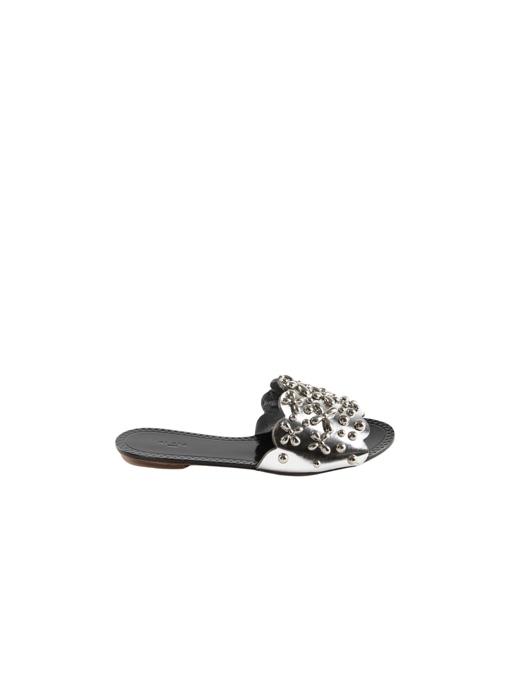 Studded strap mules with flower motif in leather - Silver