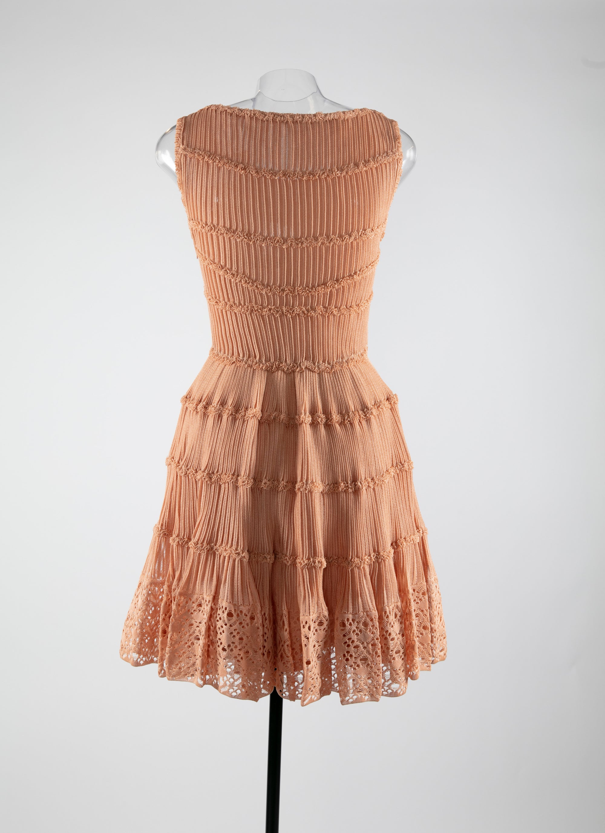 Robe sans manches en dentelle en soie - Macadamia