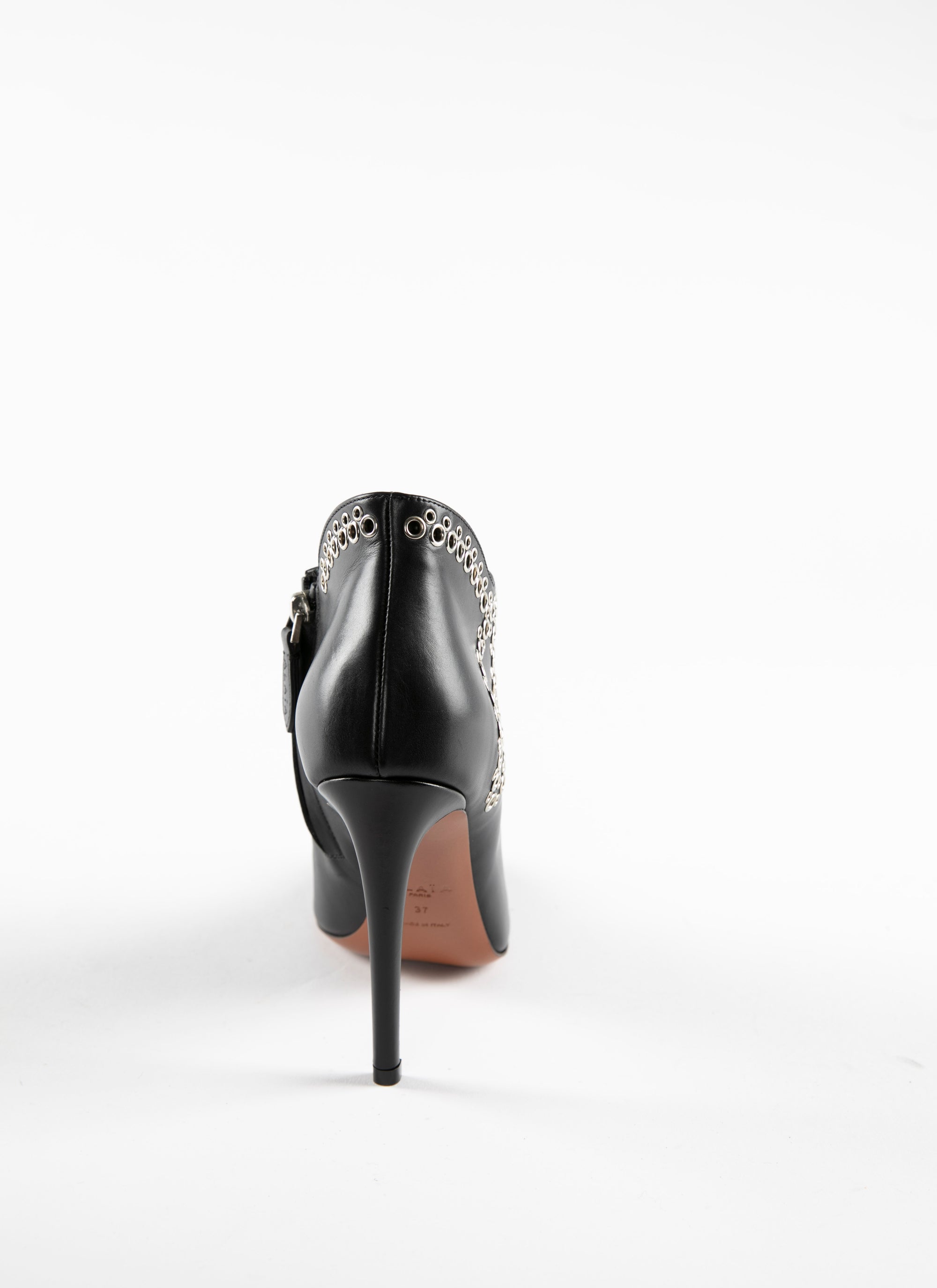 Pointed toe boots with eyelet motif in leather - Black intense