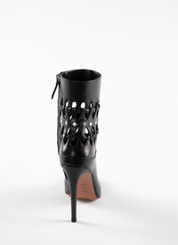 Pointed-toe and perforated ankle boots in leather - Black intense