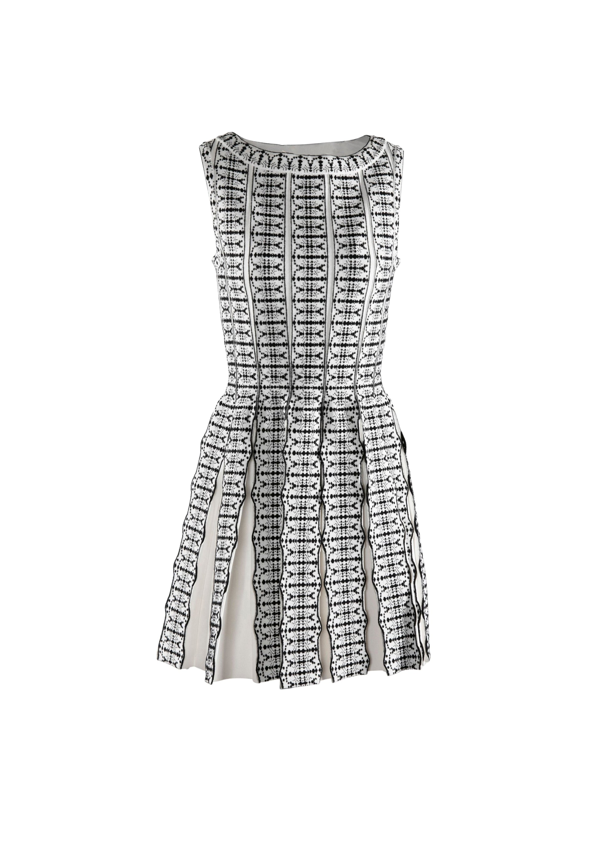 Tunique sans manches à plis - Blanc & Noir