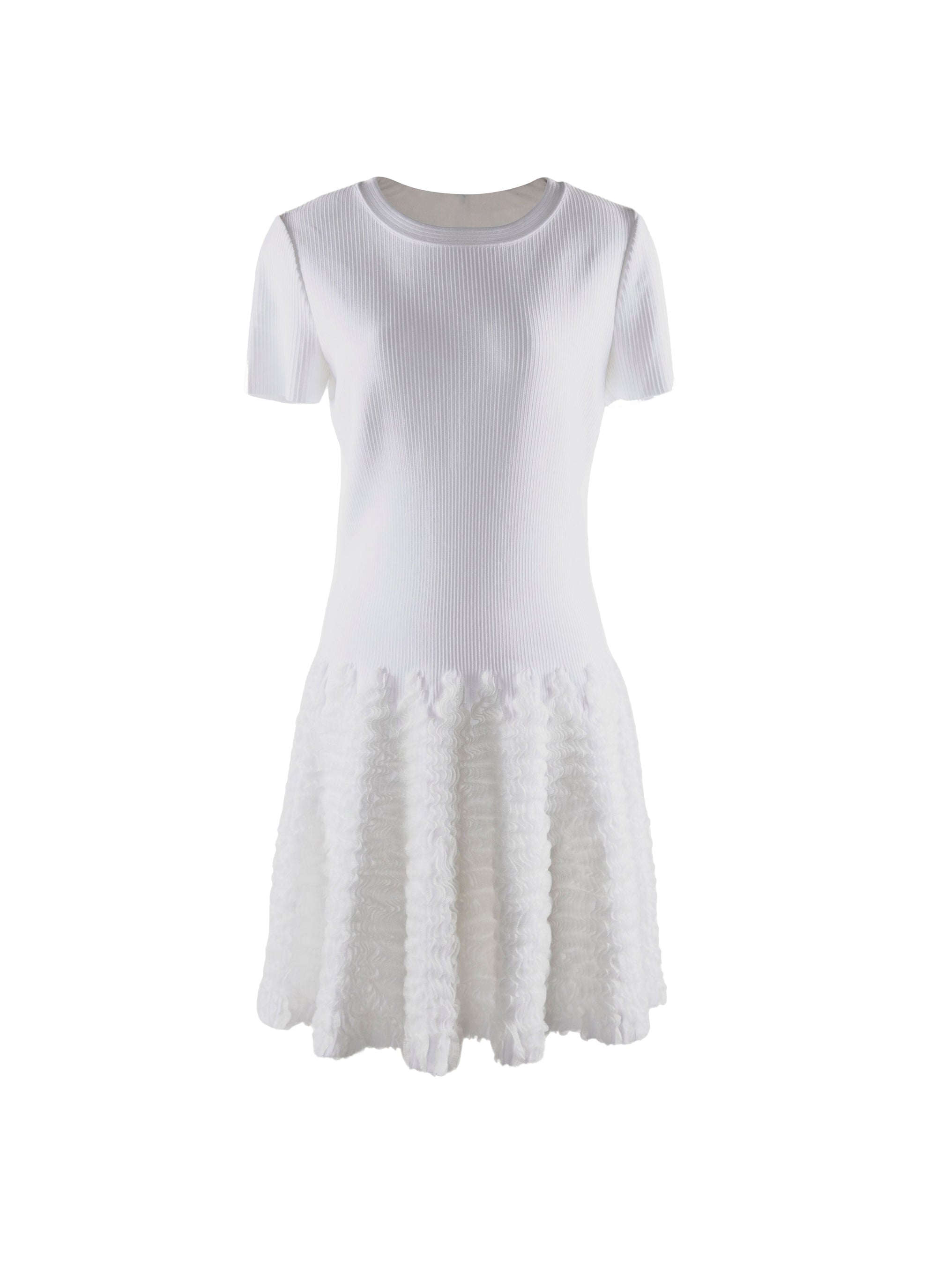 Short-sleeved dress with microflounce bottoms - White