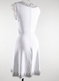 Robe sans manches col v à motif argenté - Blanc