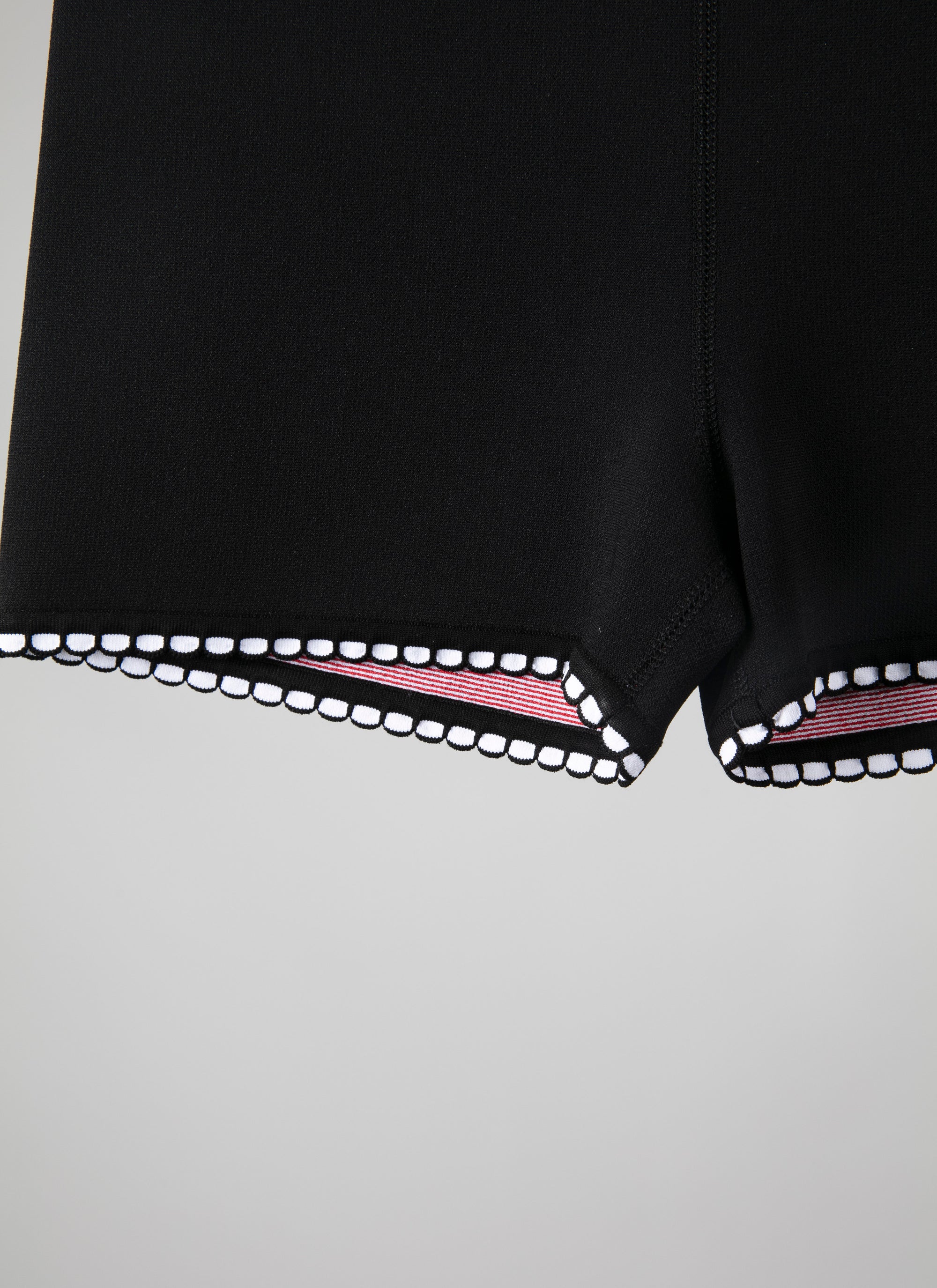 Mon Cœur shorts - Black & Red