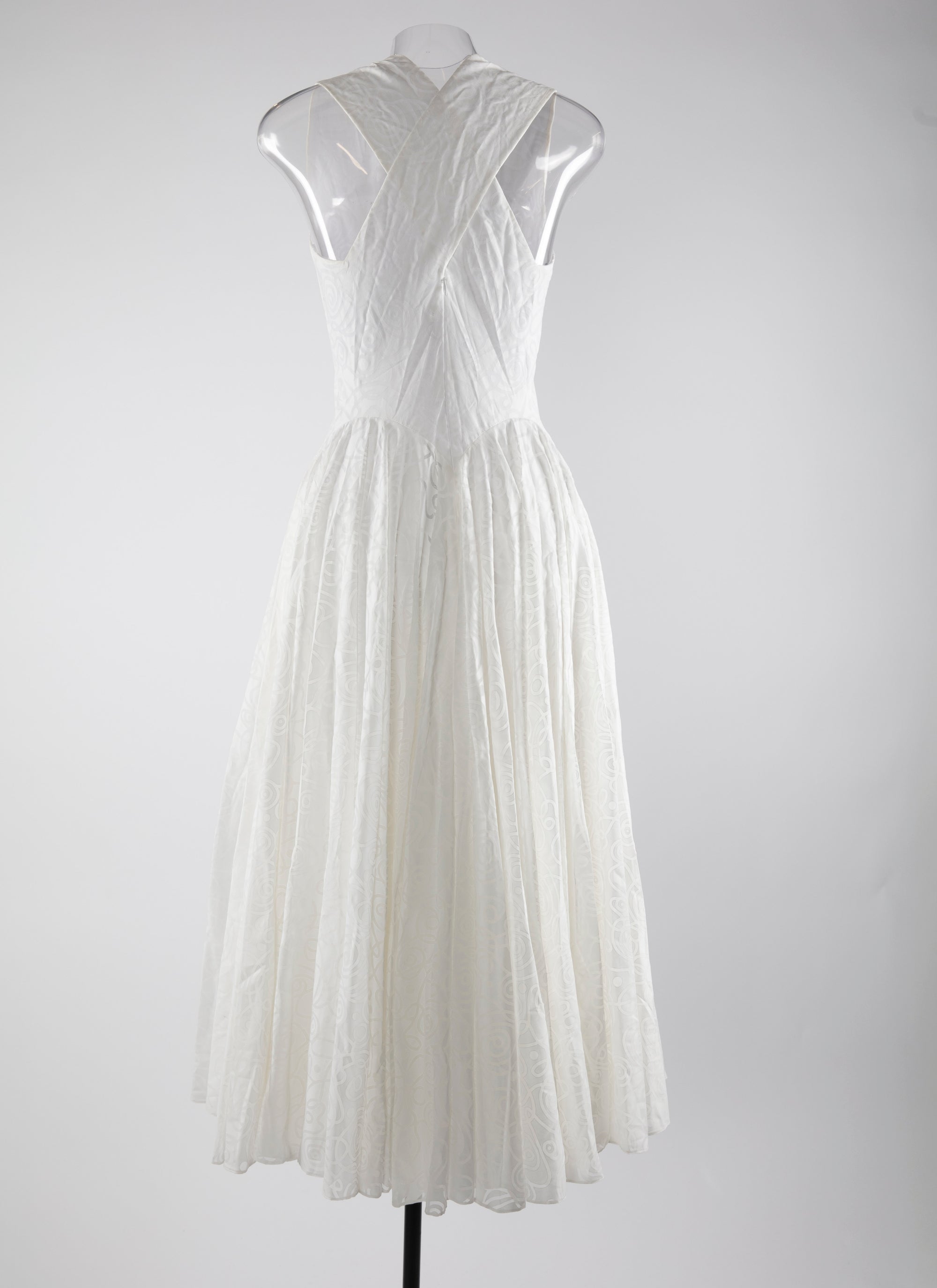 Crossed back v-neck dress - White