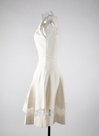 Sleeveless lace skater dress - White