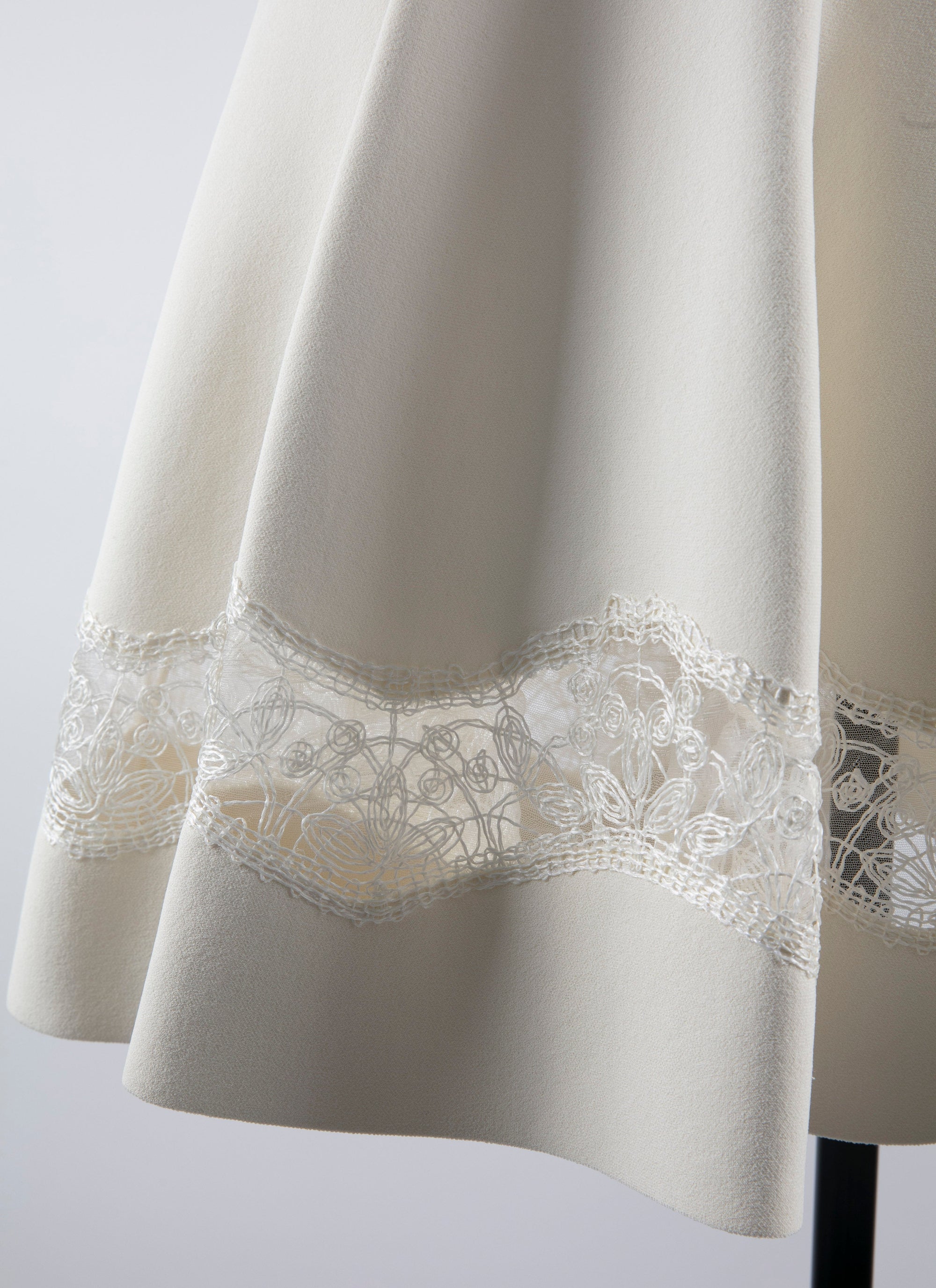 Robe patineuse en dentelle - Blanc