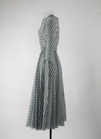 Boudoir 3/4 sleeve dress - White & Green