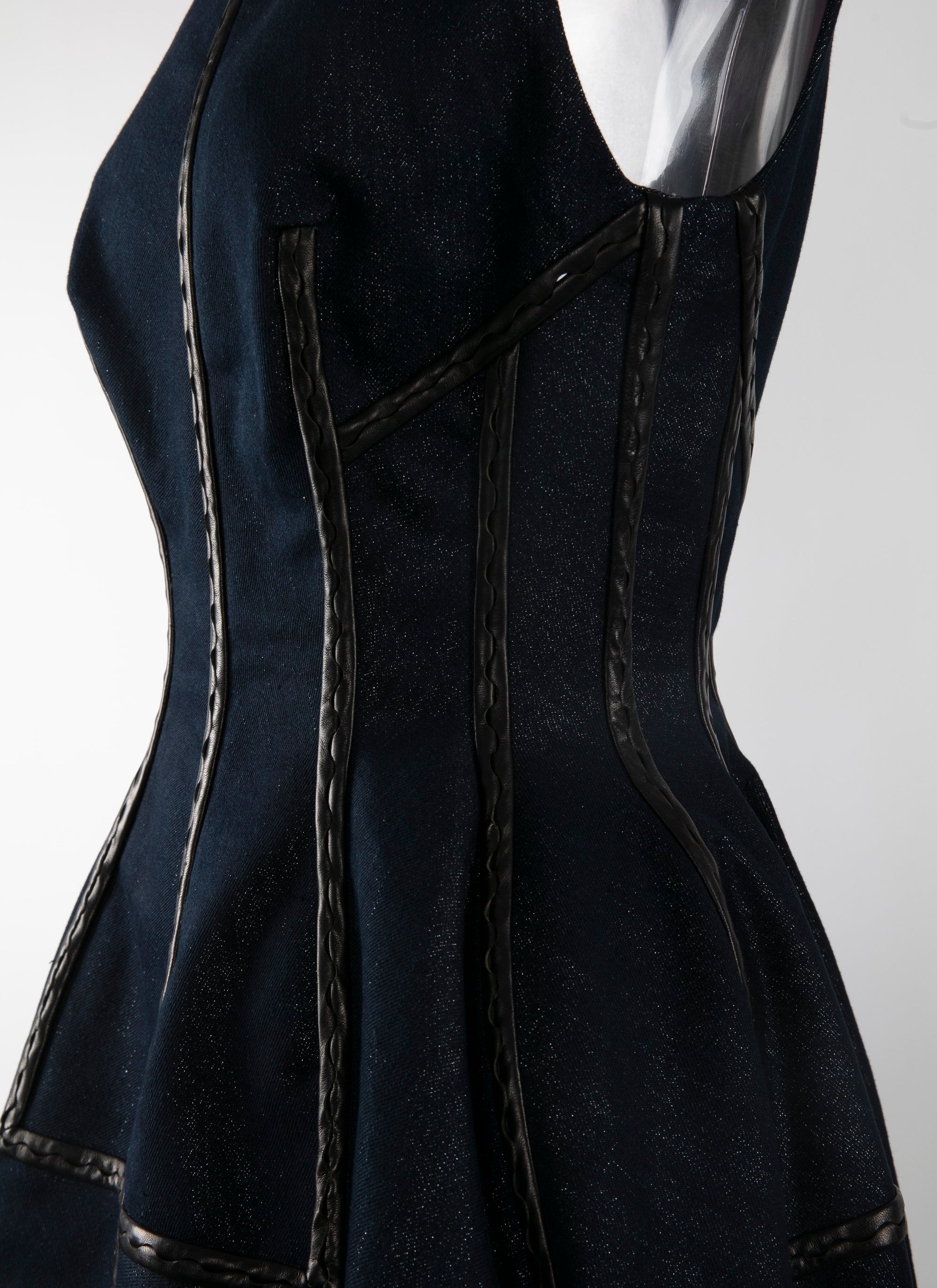 Robe courte sans manches cintrée - Argent