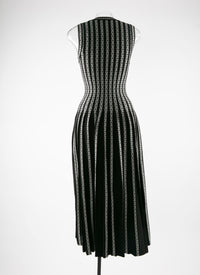 Pleated midi-length dress - Black & White
