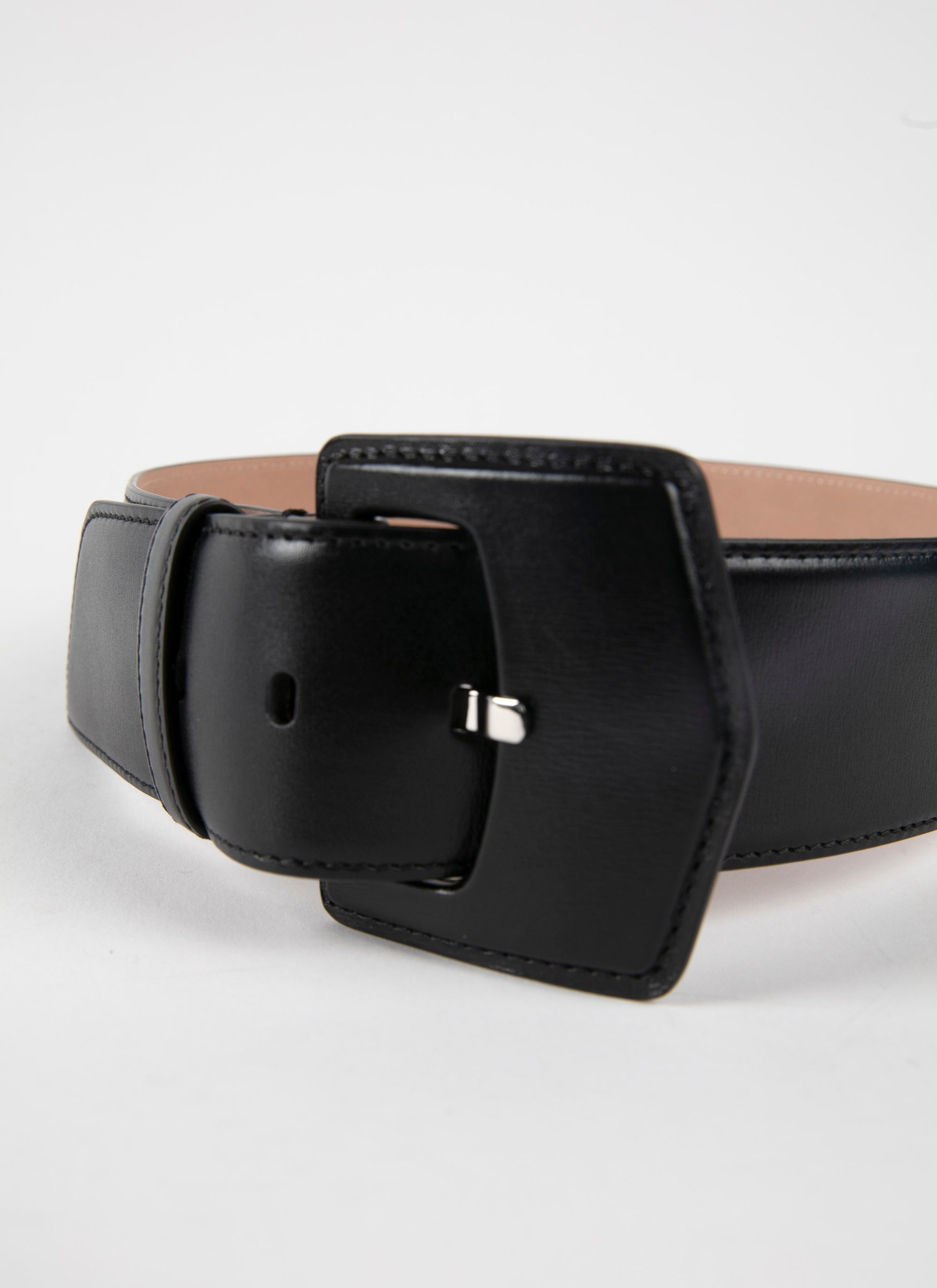 Oversized geometric buckle belt in leather - Black intense