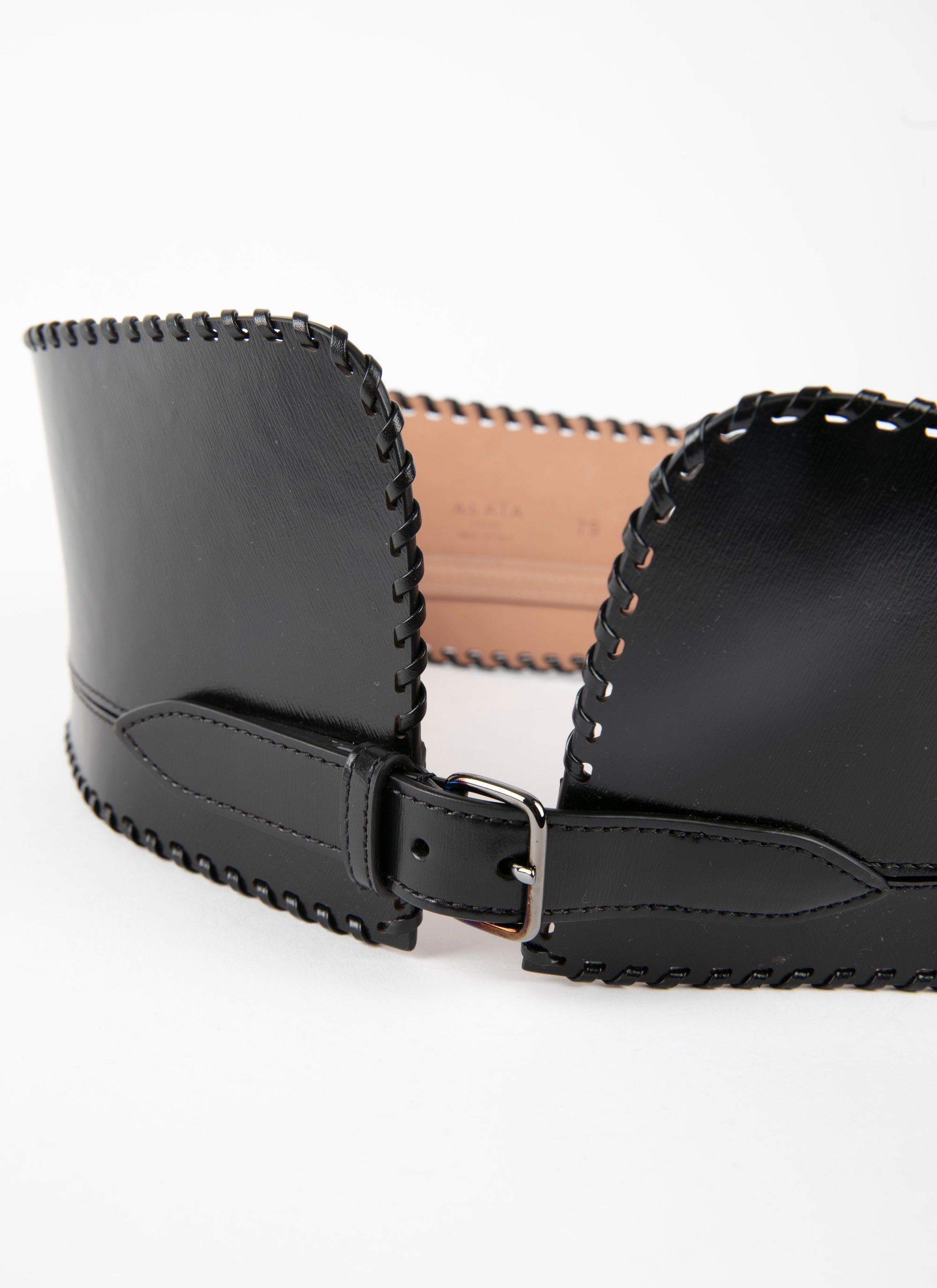 Ceinture évasée lacée en cuir - Noir