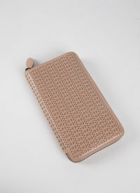 Portefeuille zippé à motif ajouré en cuir - Sable