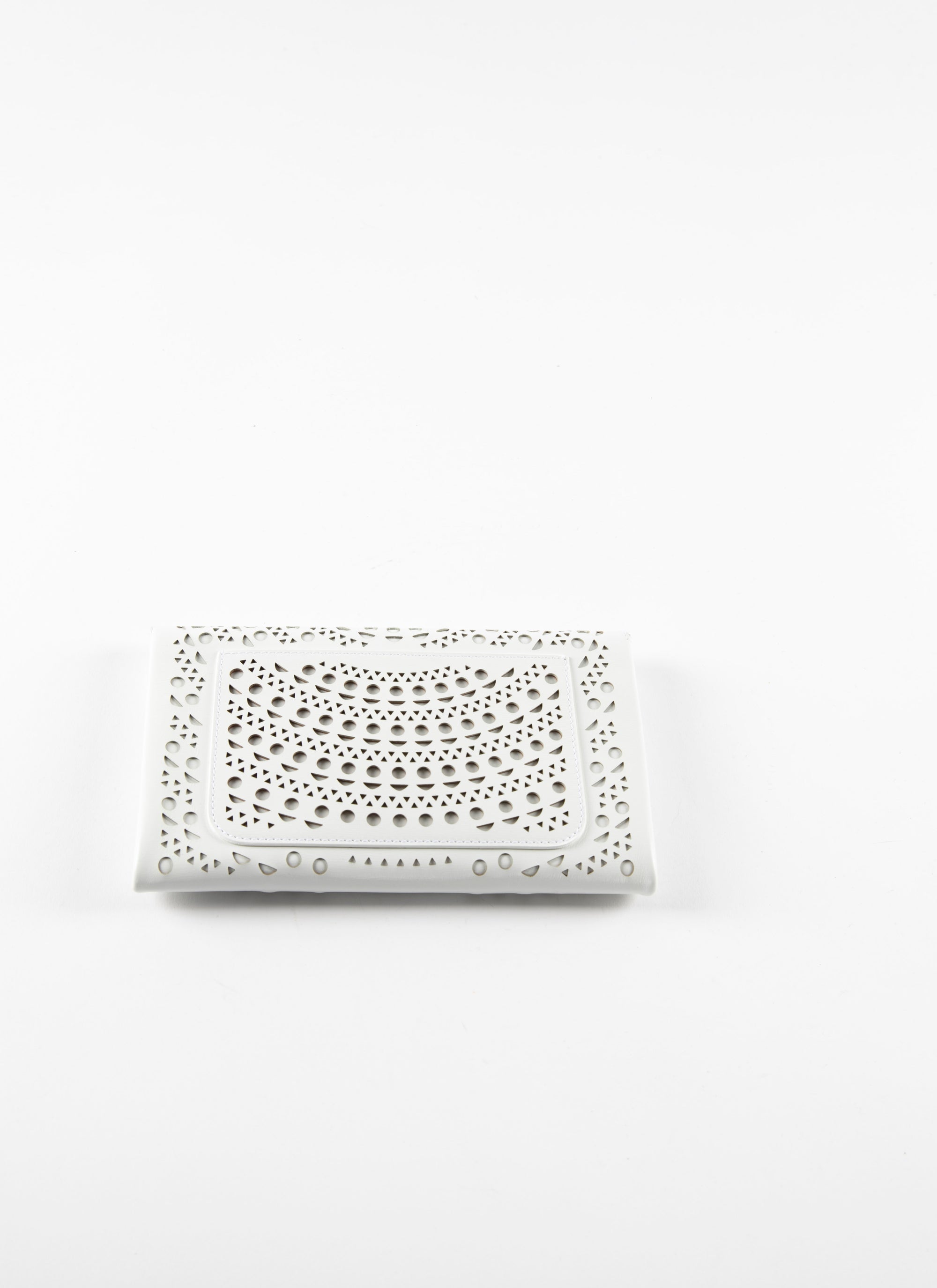Pochette à motif ajouré en cuir - Blanc Optique