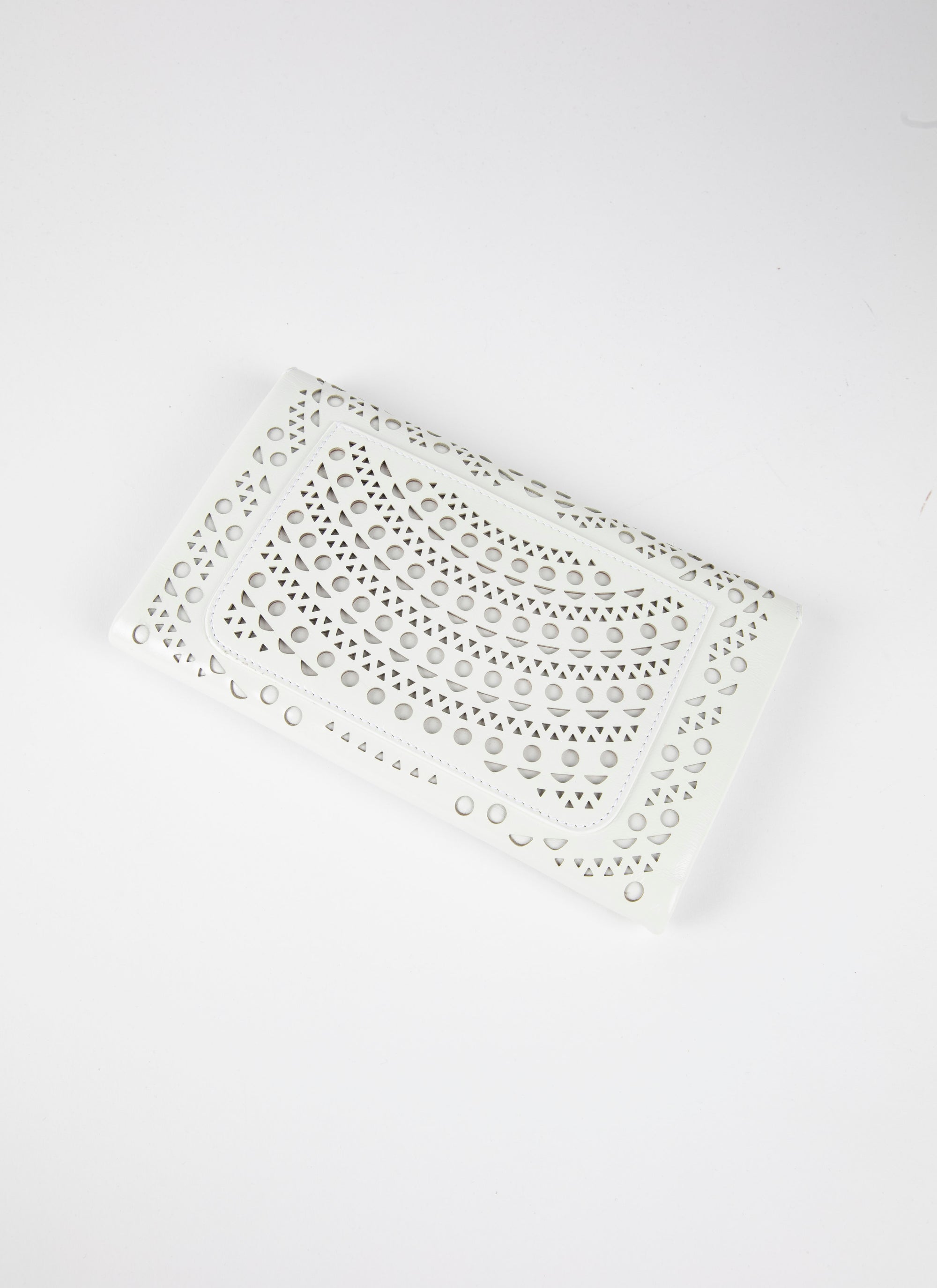 Pochette à motif ajouré en cuir - Blanc Optique