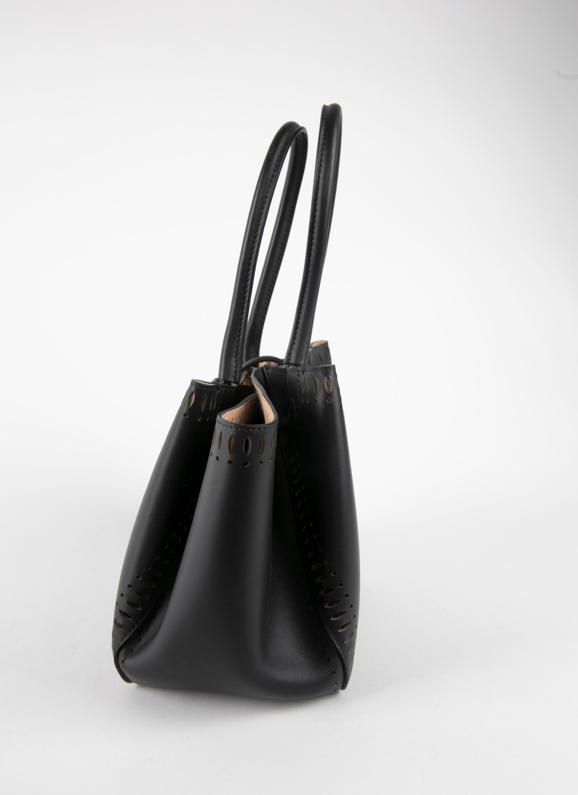 Angele 20 Bag - Intense Black