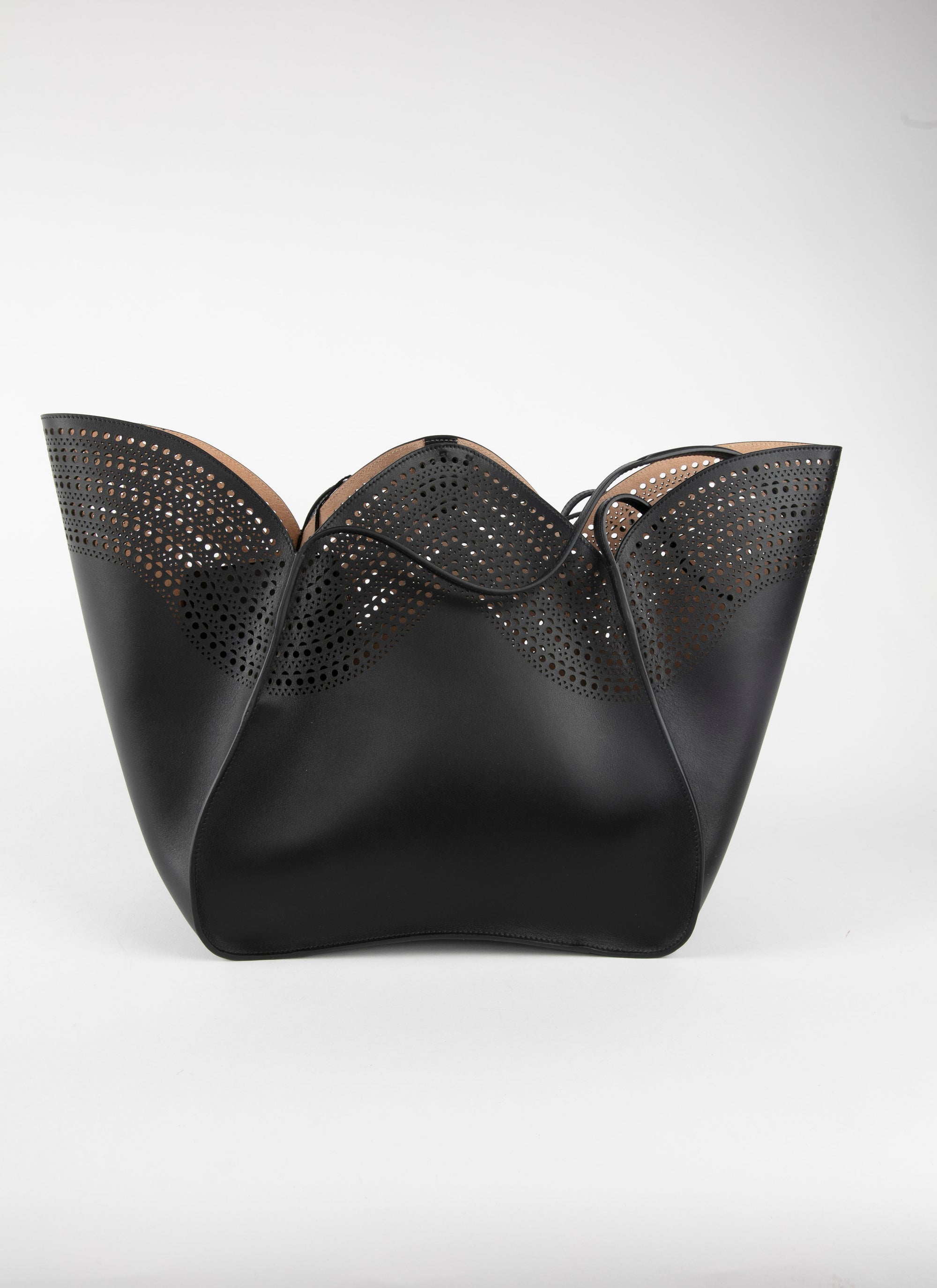 Lili 24 Bag - Black intense