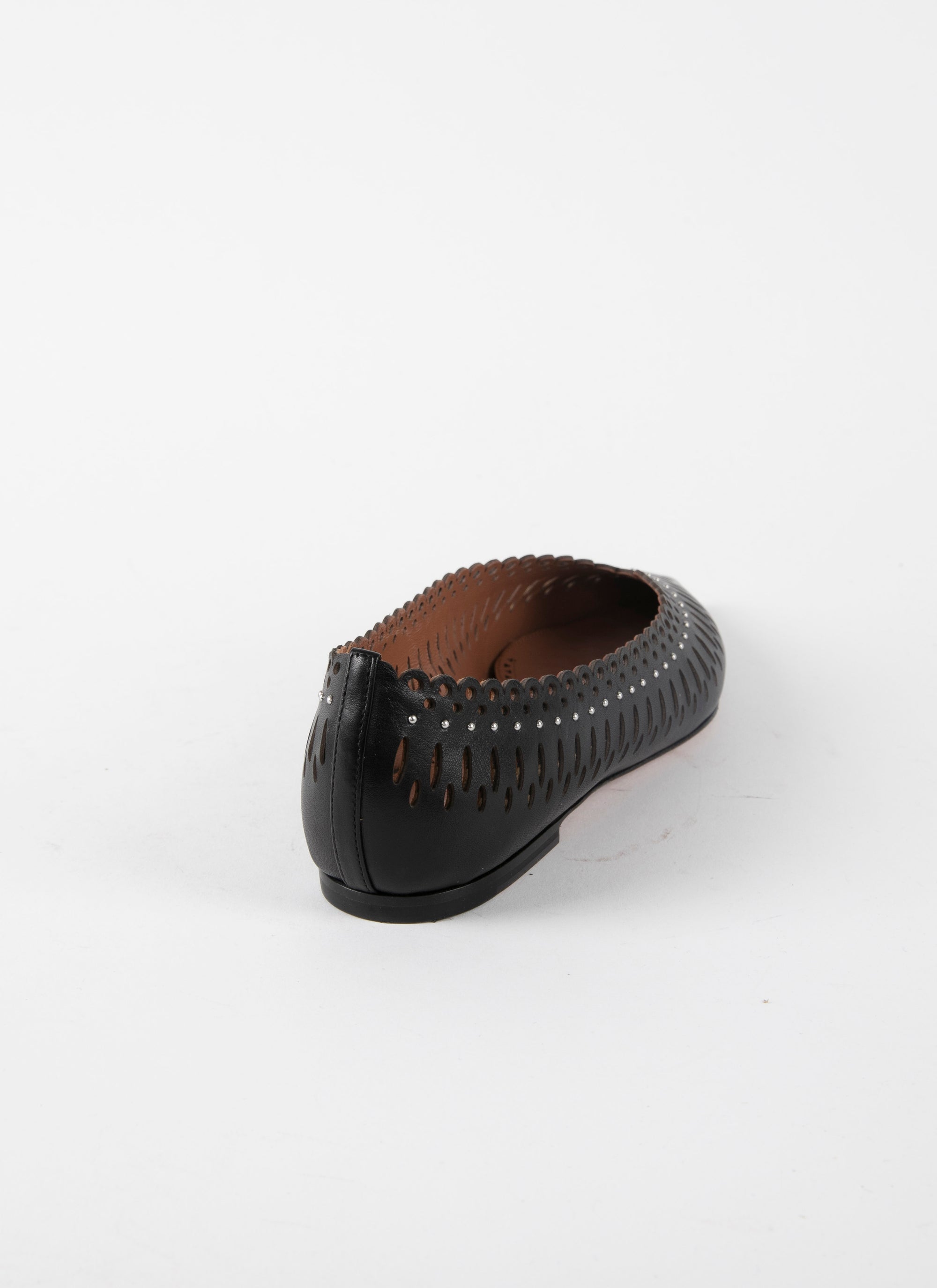 Ballerines pointues perforées en cuir - Noir